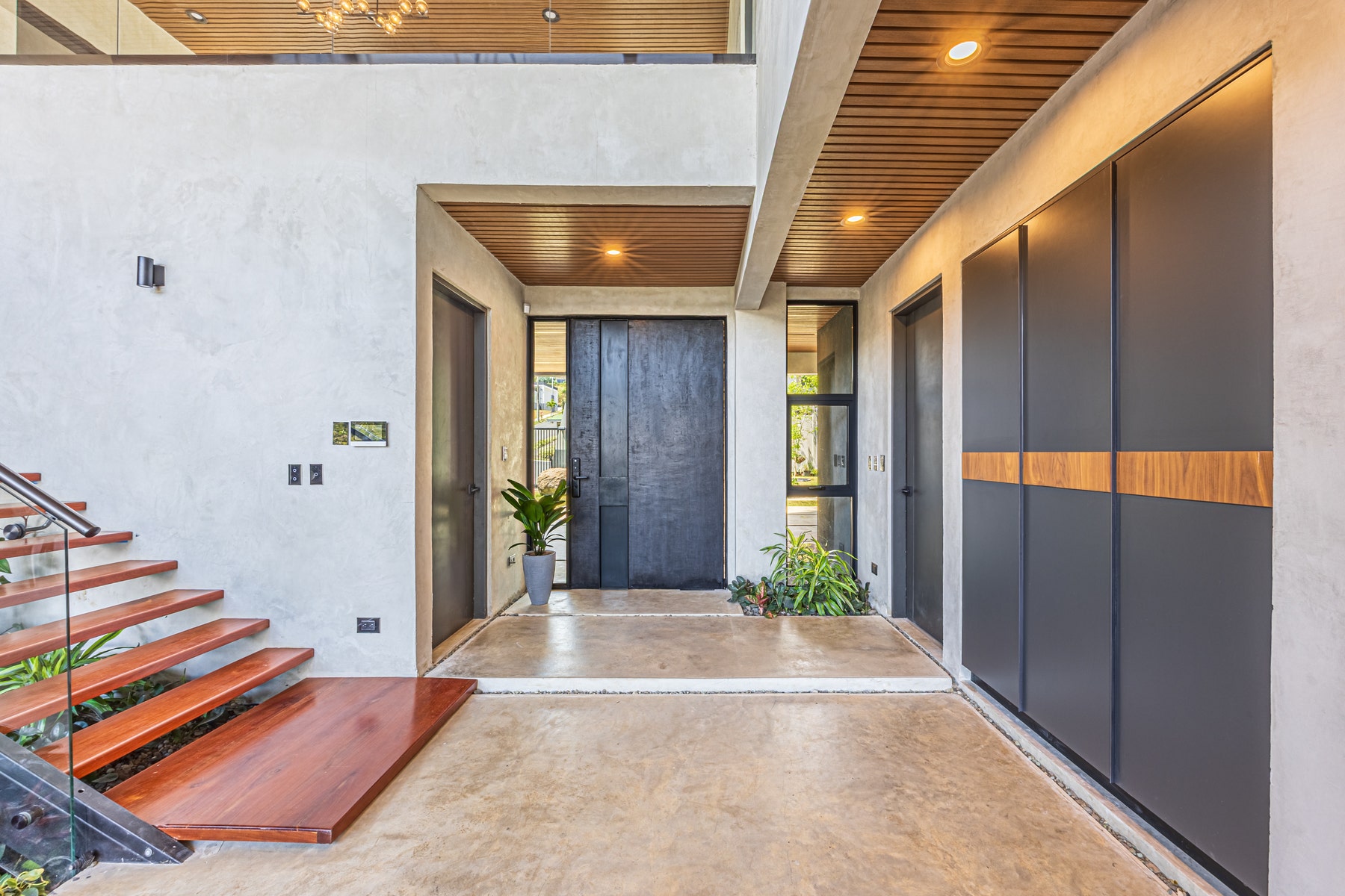 Modern City View Estate Home — photo 6 of 19