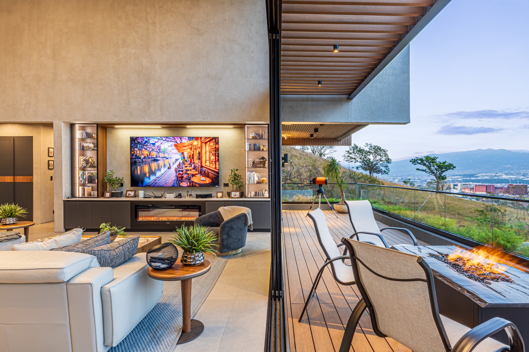 Modern City View Estate Home — photo 11 of 19