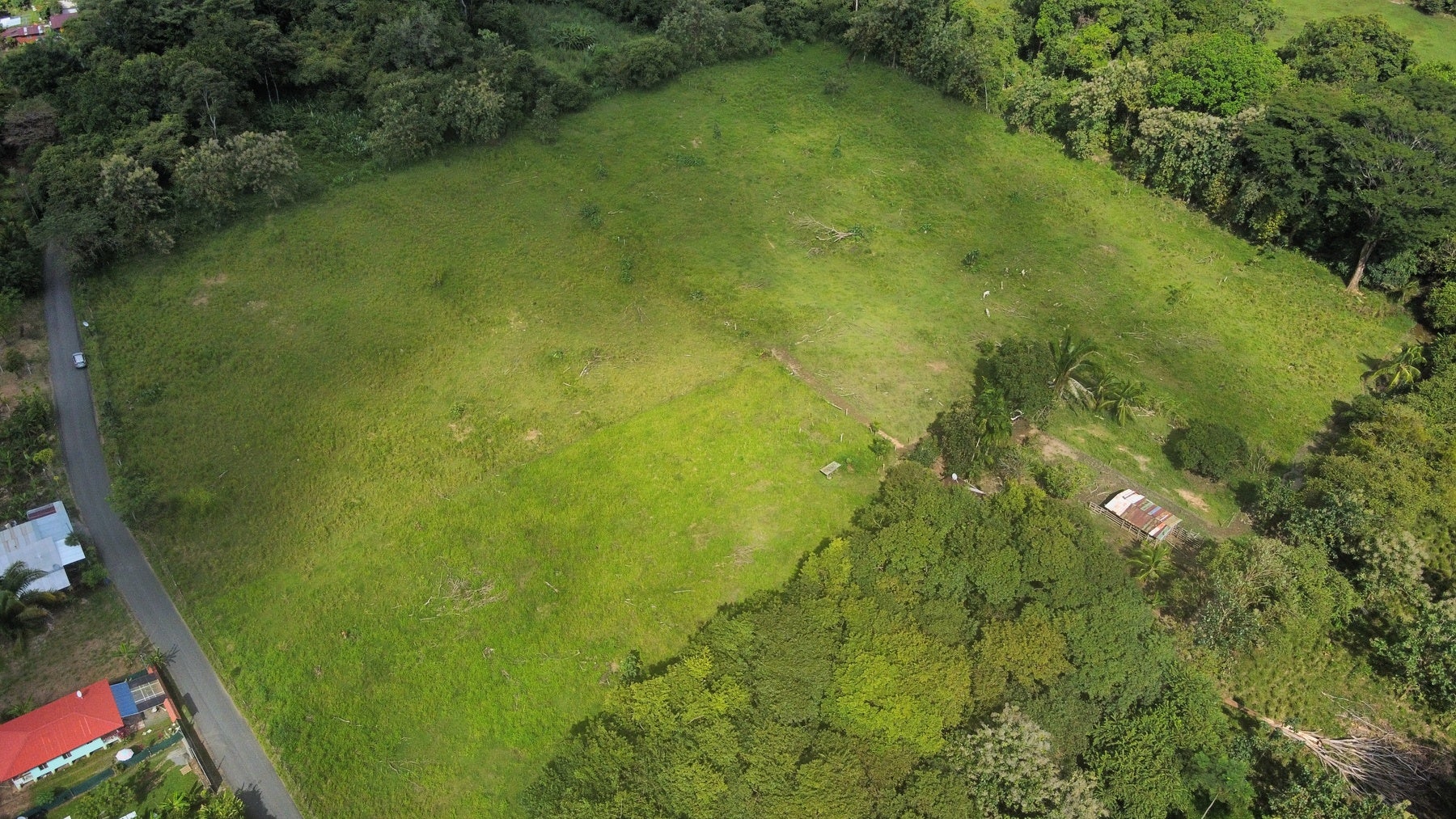 Large flat usable land in Portalon — photo 2 of 4