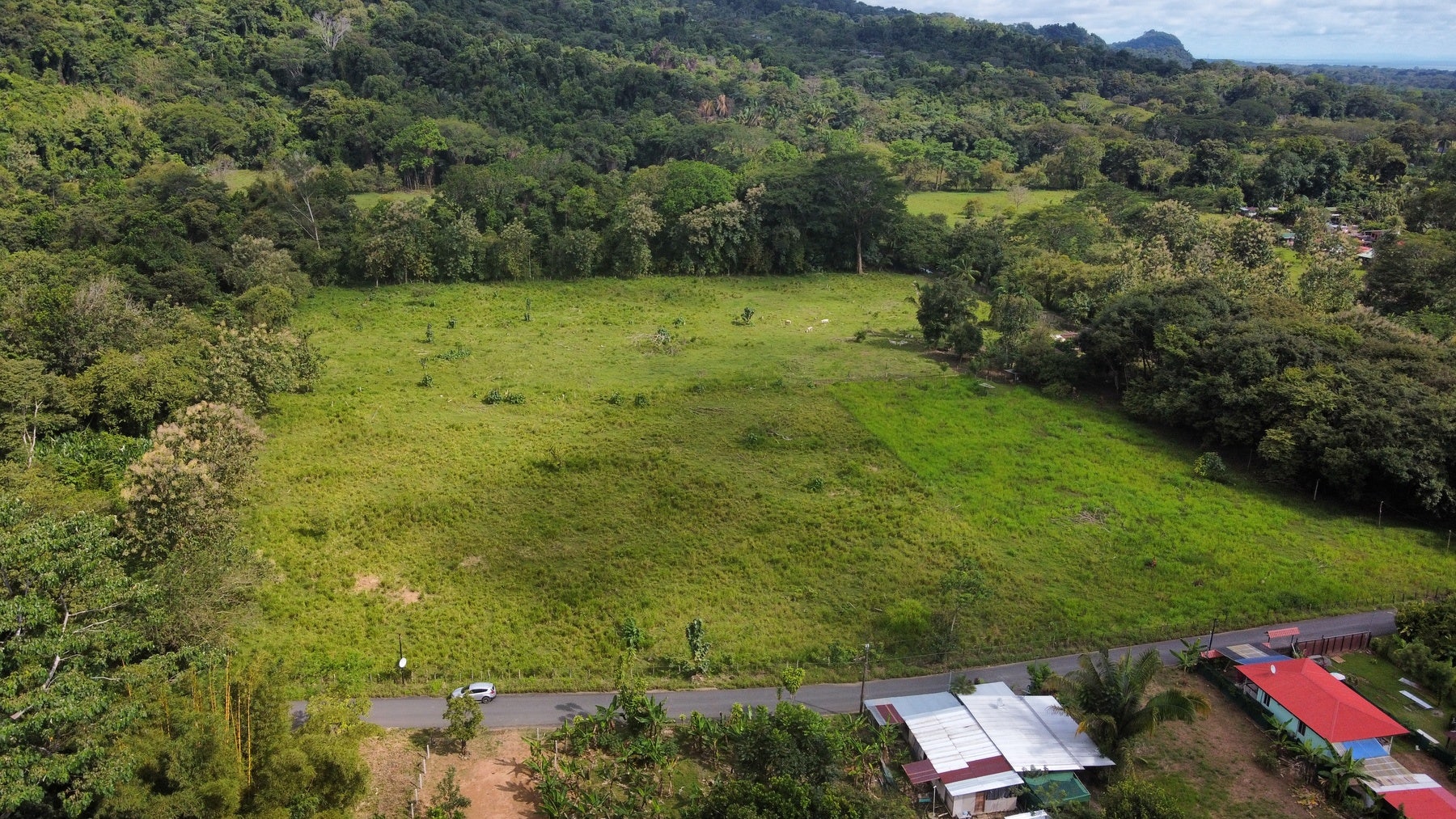 Large flat usable land in Portalon, Portalon, Manuel Antonio, Puntarenas, Costa Rica