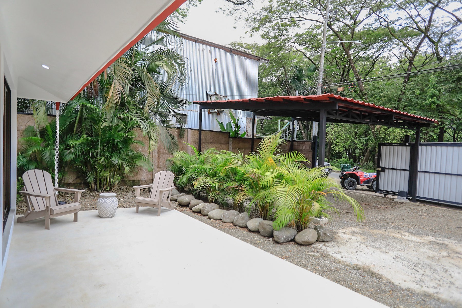 Central Home on Commercial Land — foto 5 de 19