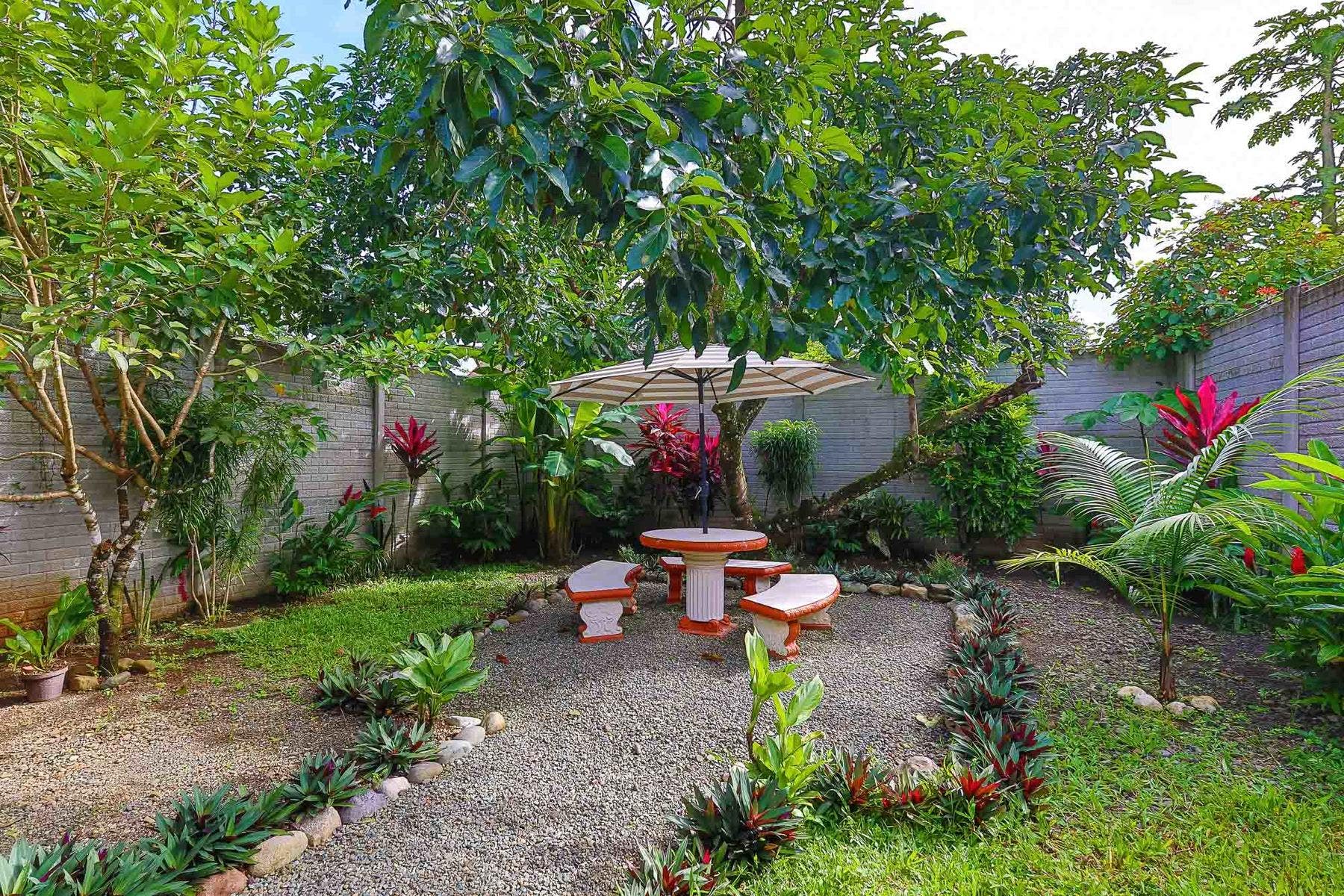 Affordable Remodeled Home for Sale Manuel Antonio, Quepos, Manuel Antonio, Naranjito, Quepos, Puntarenas, Costa Rica 60603