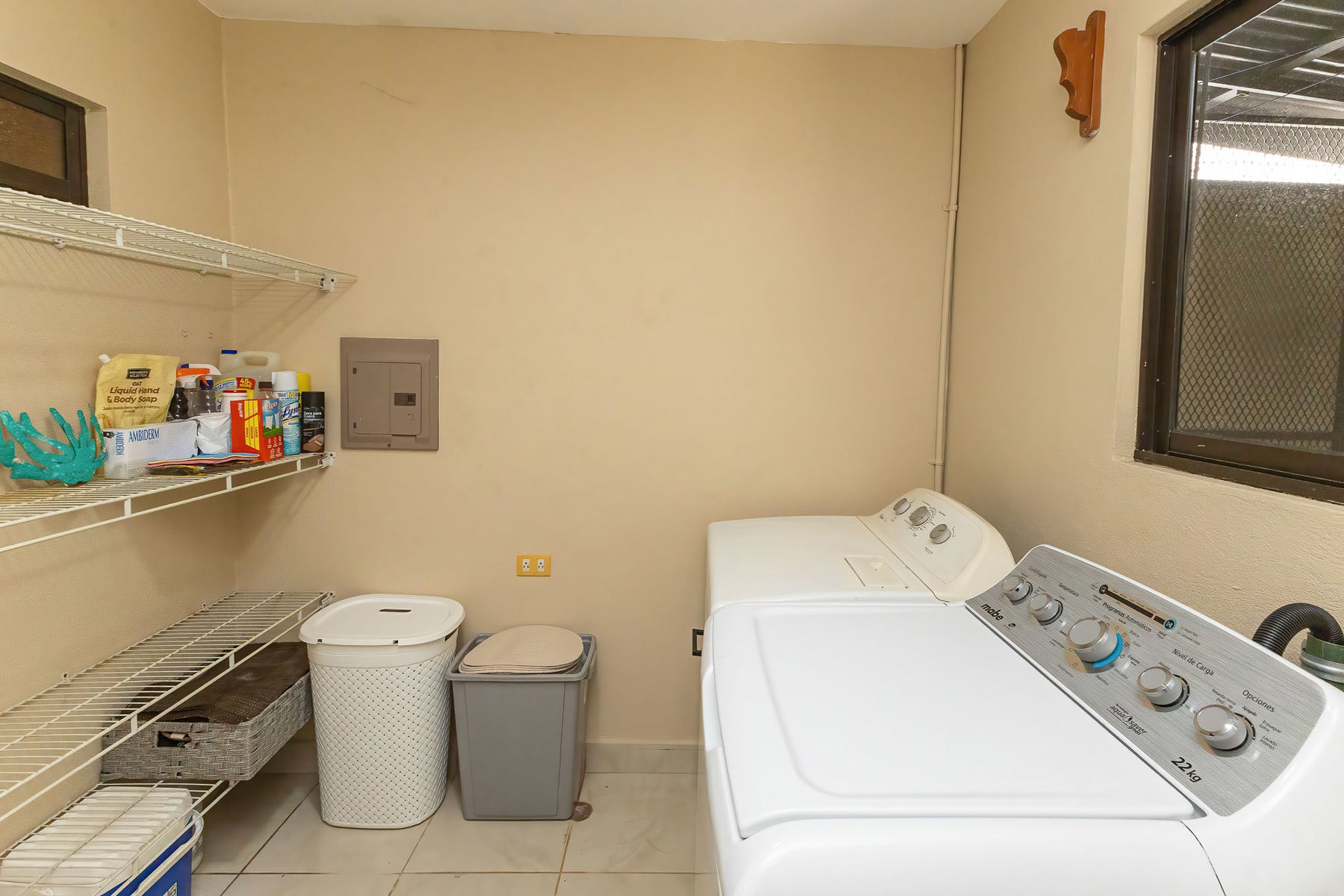Affordable Remodeled Home for Sale Manuel Antonio — photo 11 of 19