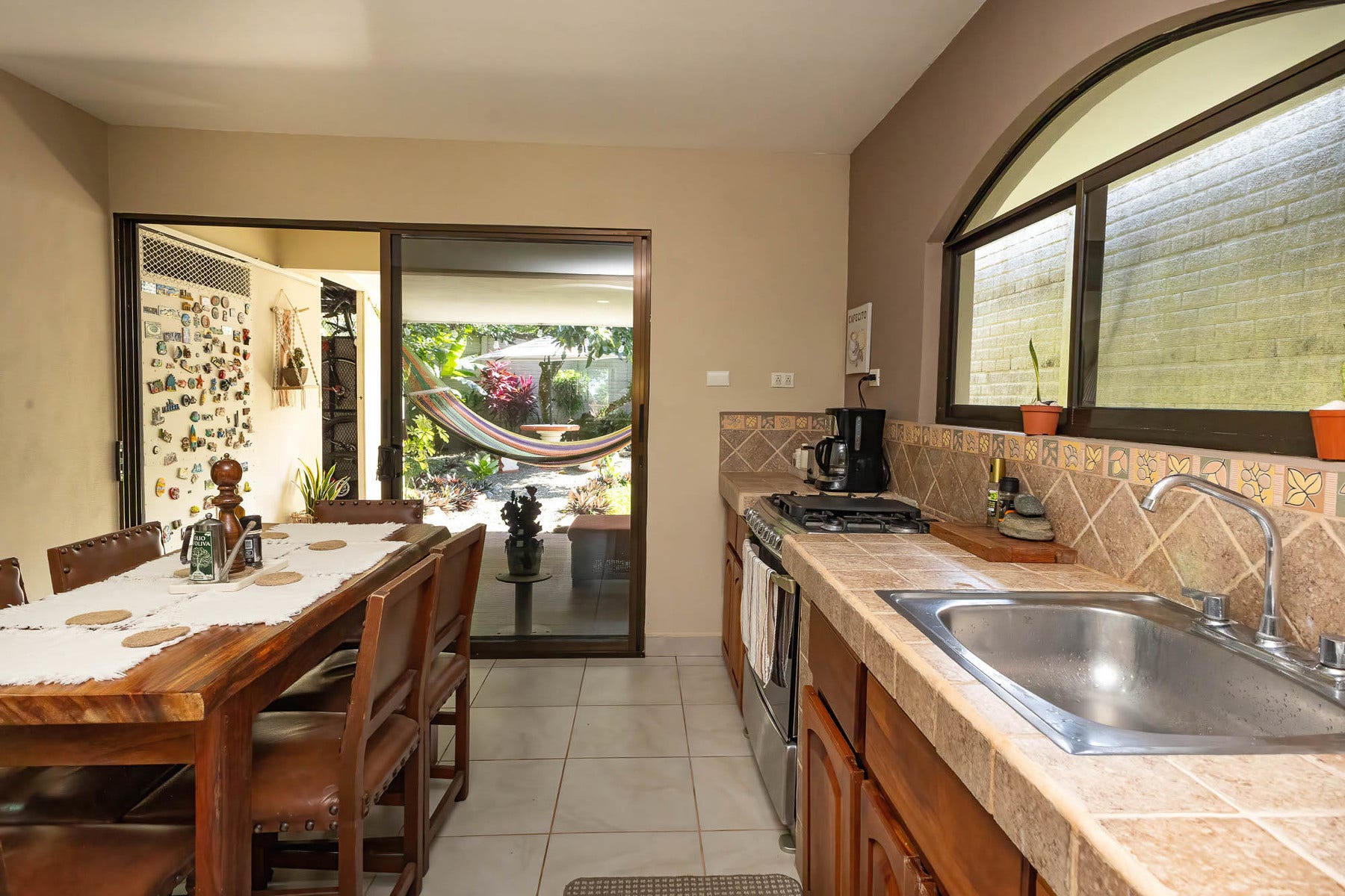 Affordable Remodeled Home for Sale Manuel Antonio — photo 16 of 19