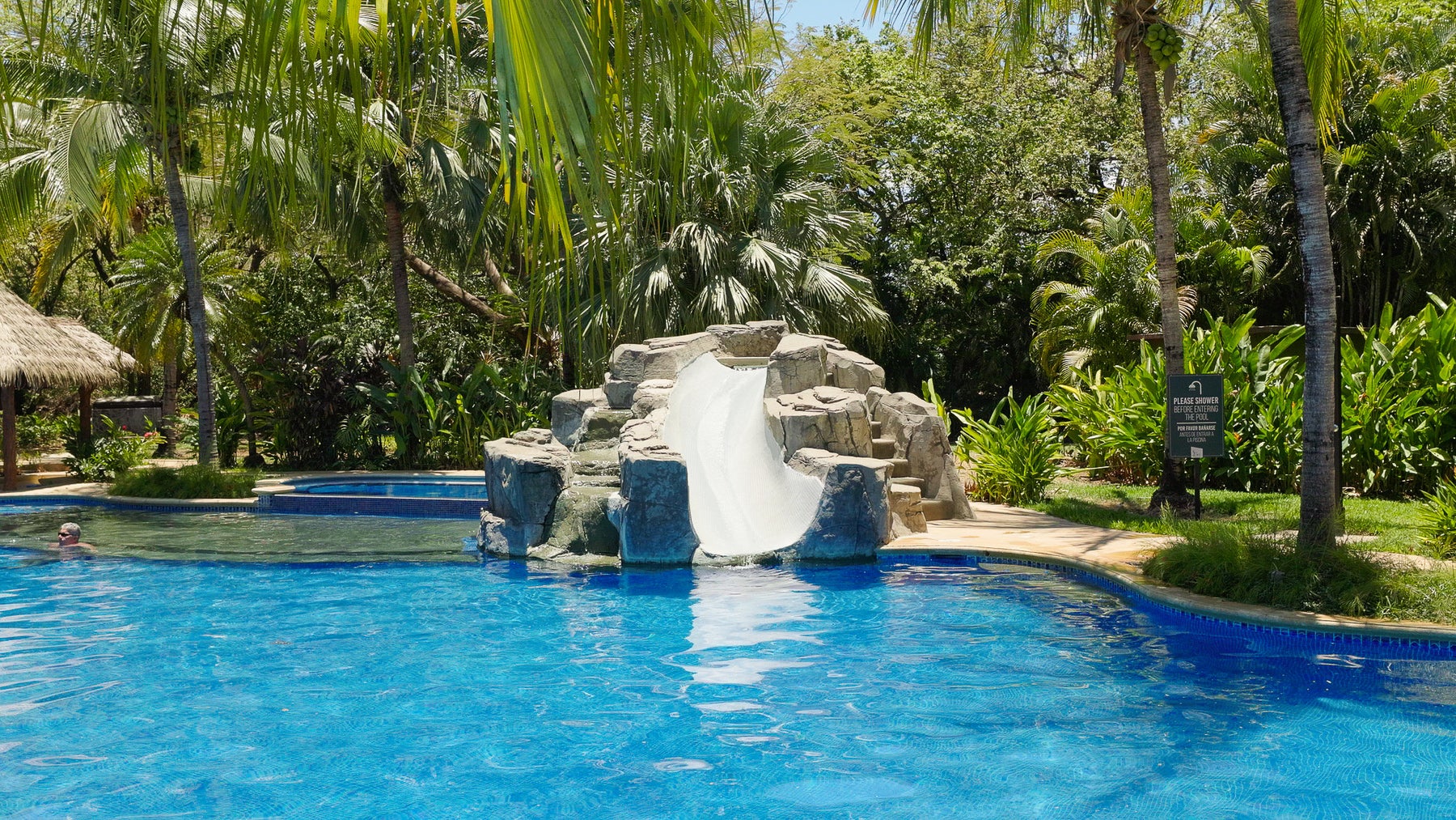 OceanView Modern Home — photo 16 of 19