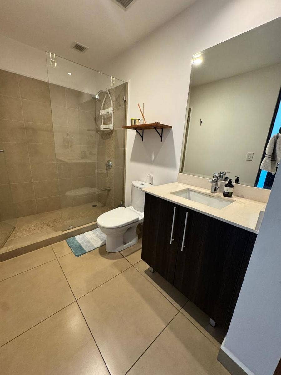 Two bedroom Condo — photo 8 of 11
