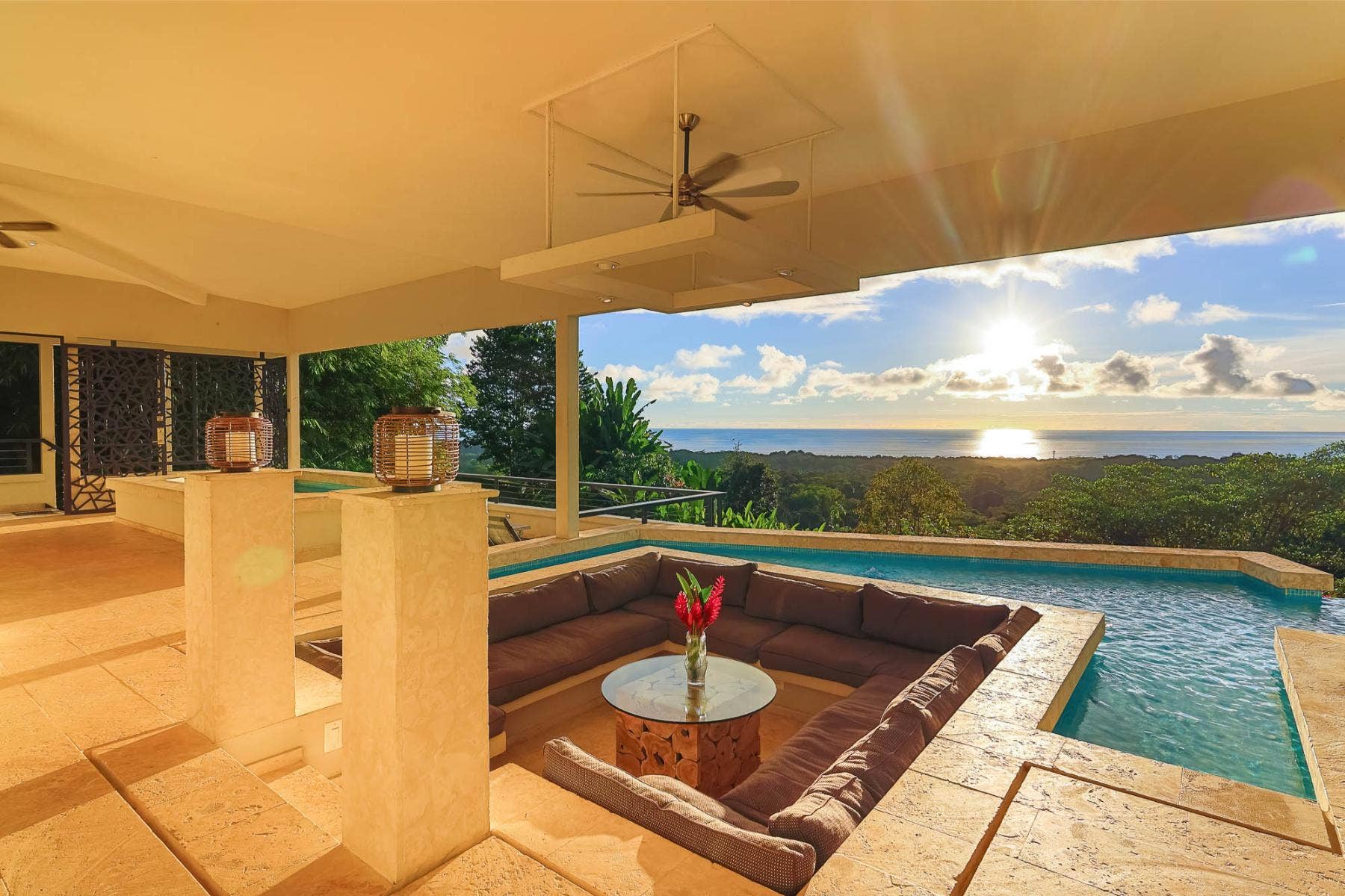 Hilltop Villa with Infinity Pool, Playa Uvita, Uvita, Dominical, Bahia Ballena, Osa, Puntarenas, Costa Rica 60504