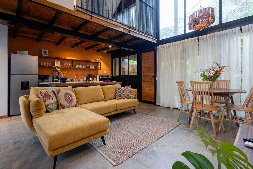 Turnkey Studio Loft Near Beach — photo 12 of 15
