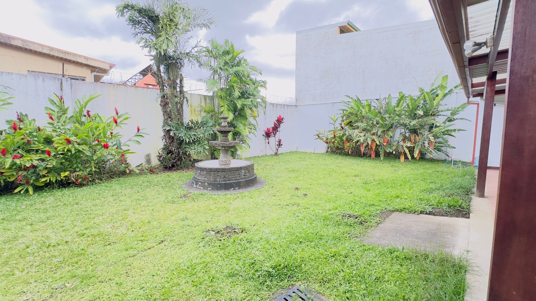 Guayabos de Curridabat, Luxury Place. Casa Real — photo 4 of 15