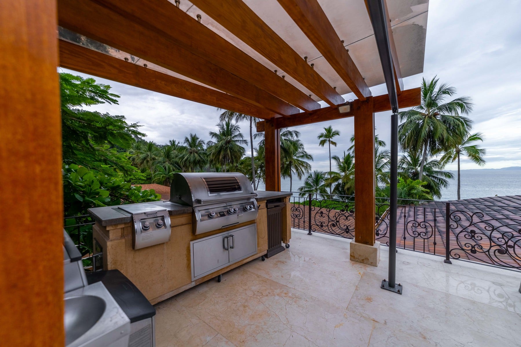 Playa Escondida Luxury Beach Home — photo 14 of 18