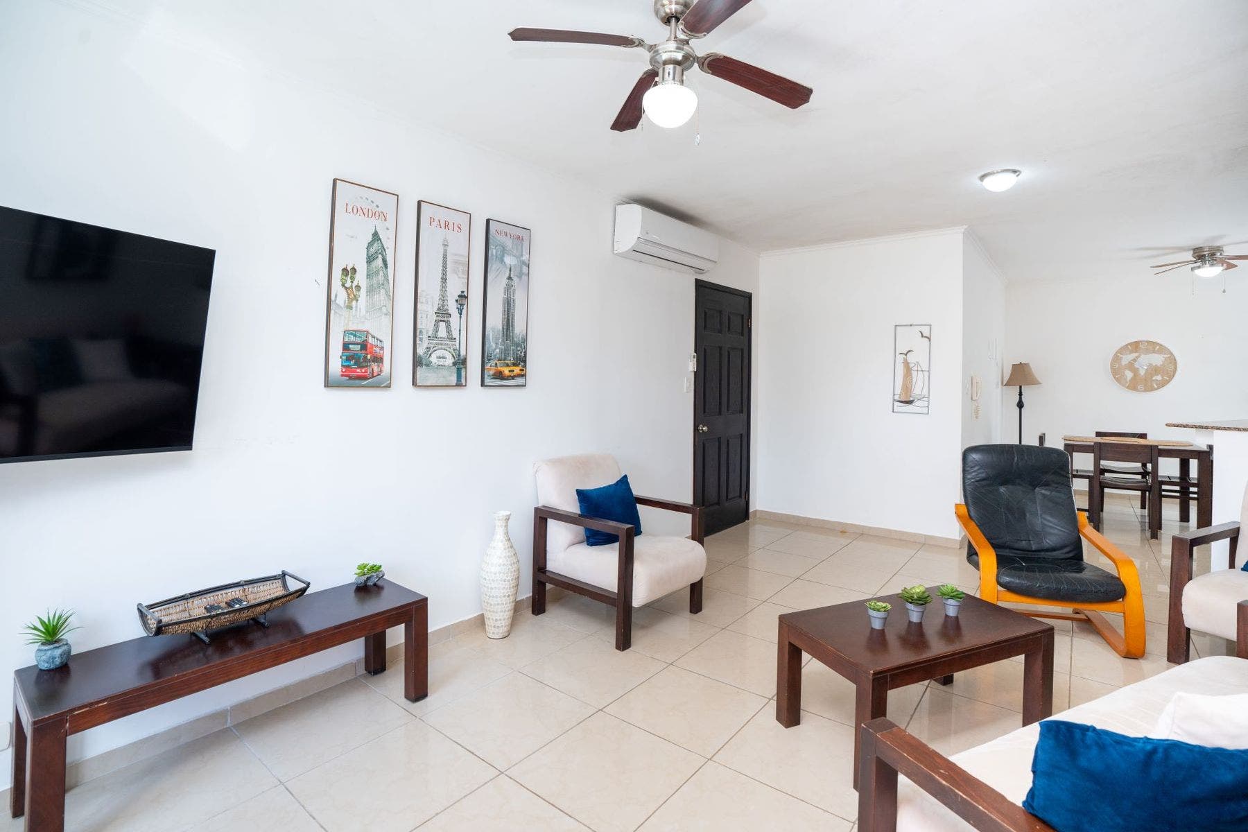 Stylish Modern Condo, Tamarindo, Tamarindo, Santa Cruz, Guanacaste, Costa Rica 50309 — photo 4 of 5