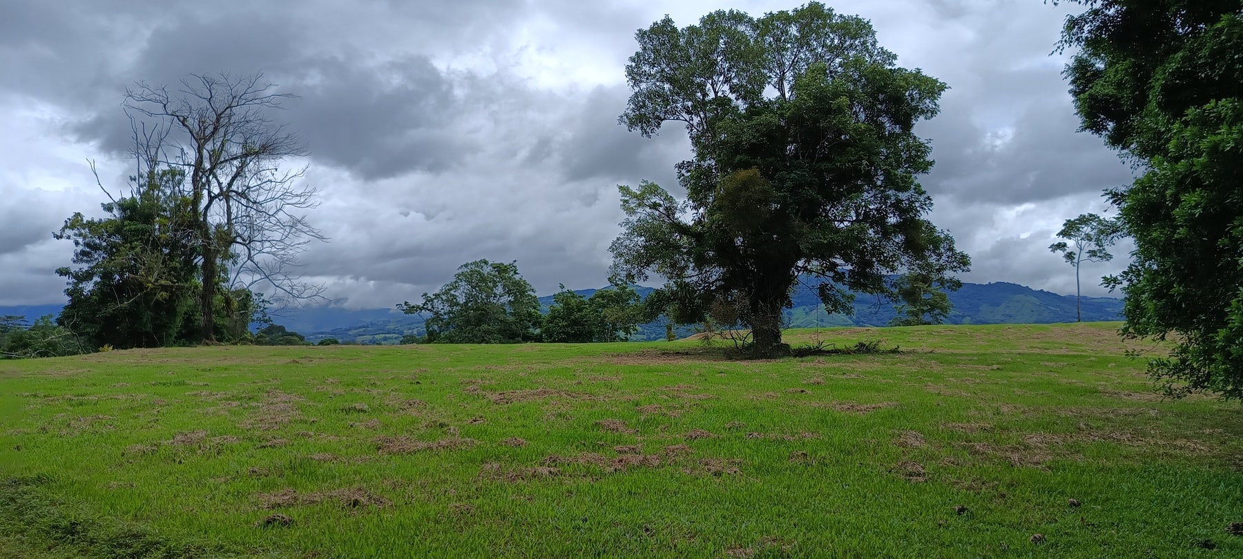 Prime Lakeview Fourteen-Acre Parcel, Nuevo Arenal, Lake Arenal, Arenal, Tilaran, Alajuela, Costa Rica 50807 — photo 4 of 5