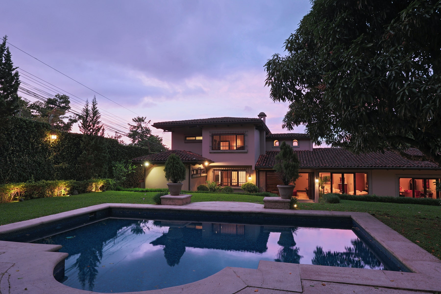 Family Villa Estate — photo 7 of 19