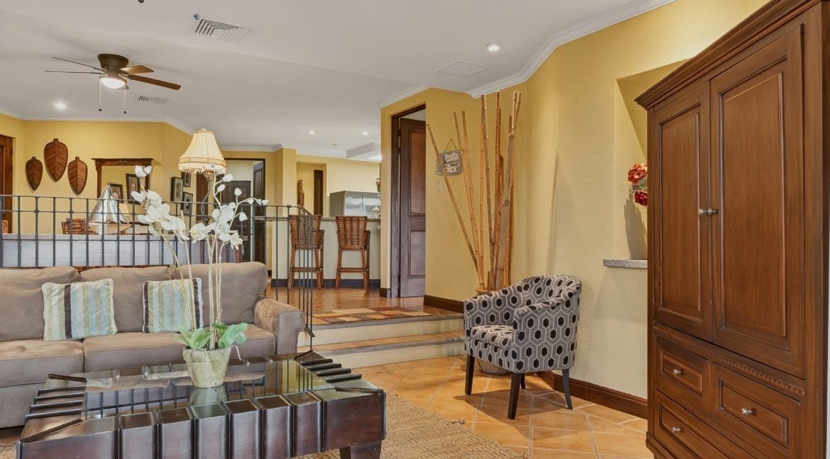 Luxury Ground Floor Condo — photo 5 of 19