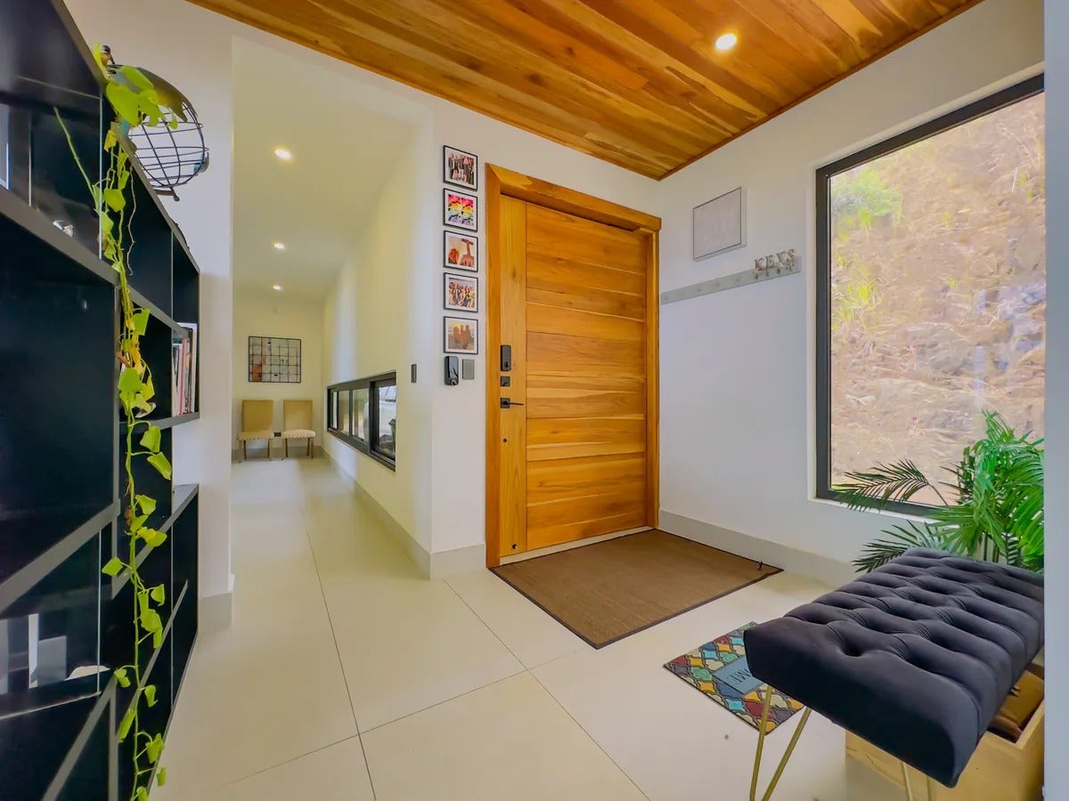 Panoramic Ocean View Villa — photo 9 of 19