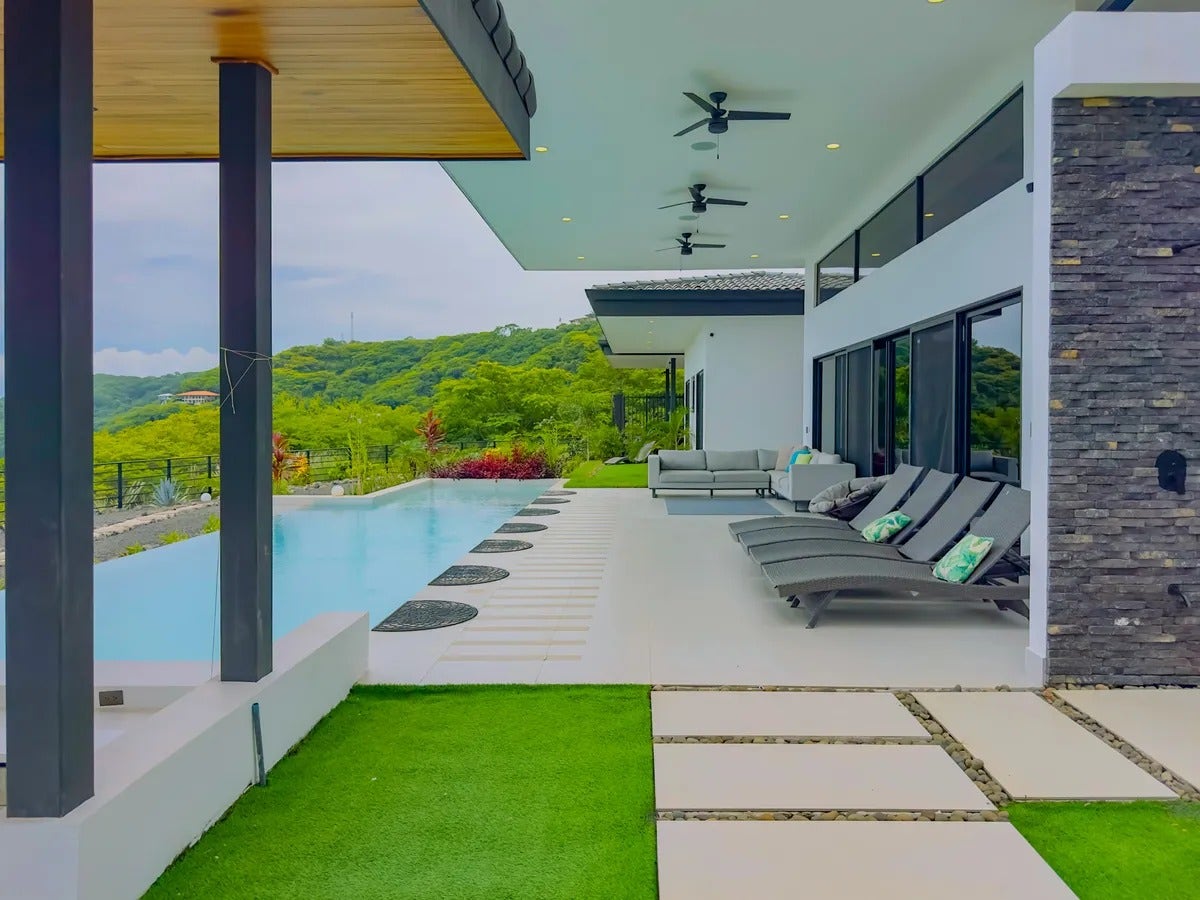 Panoramic Ocean View Villa — photo 18 of 19