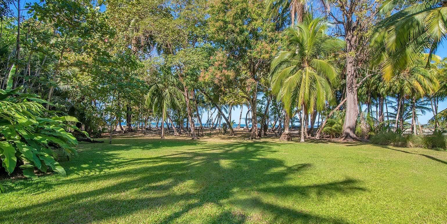 Prime Mal Pais Beachfront Estate — photo 10 of 19
