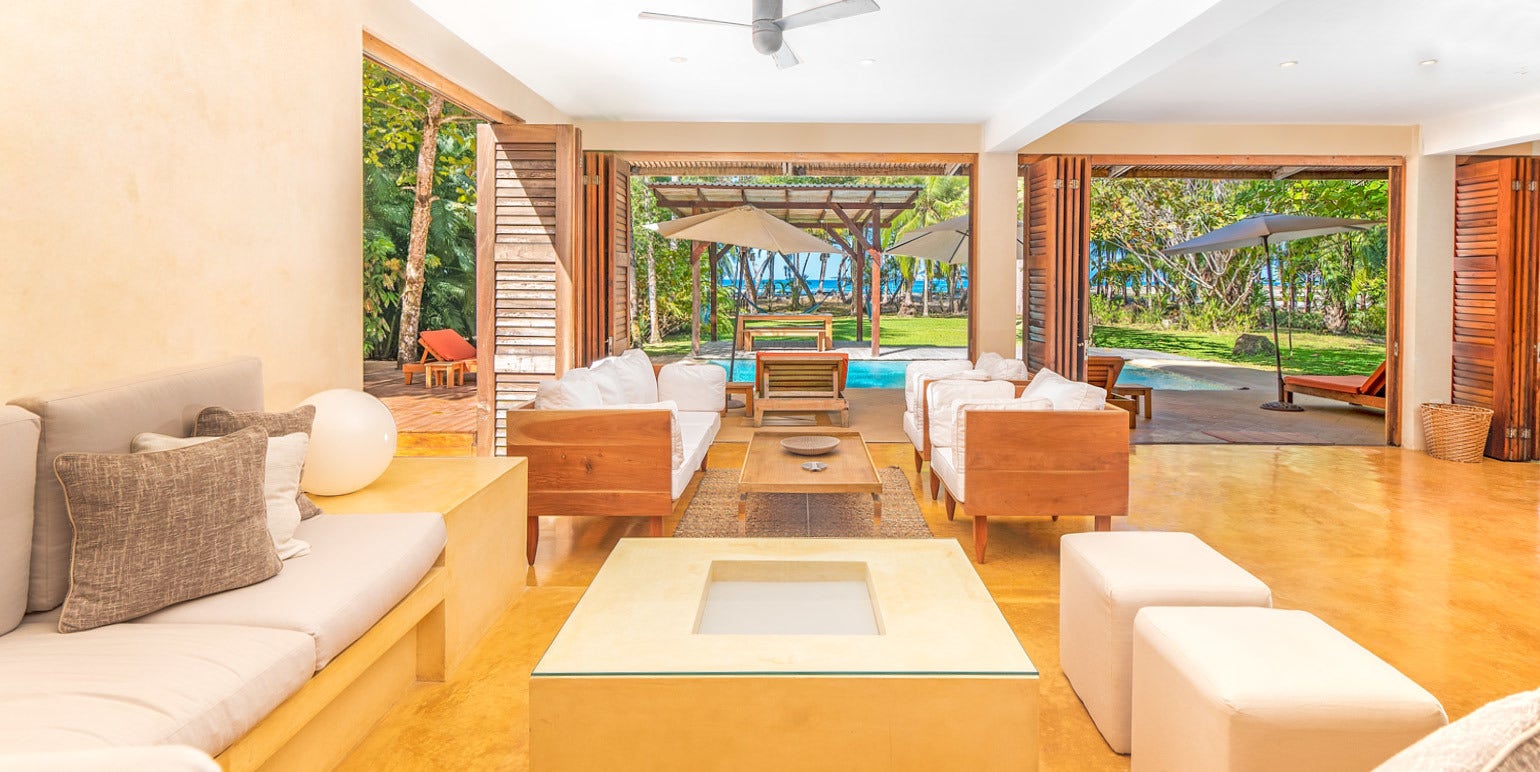 Prime Mal Pais Beachfront Estate — photo 6 of 19