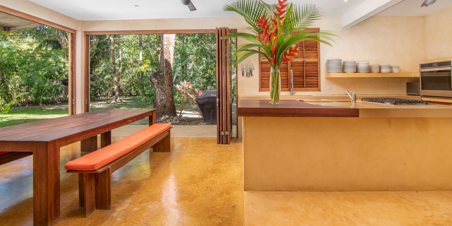 Prime Mal Pais Beachfront Estate — photo 14 of 19