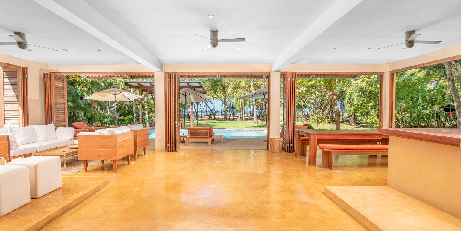 Prime Mal Pais Beachfront Estate — photo 15 of 19