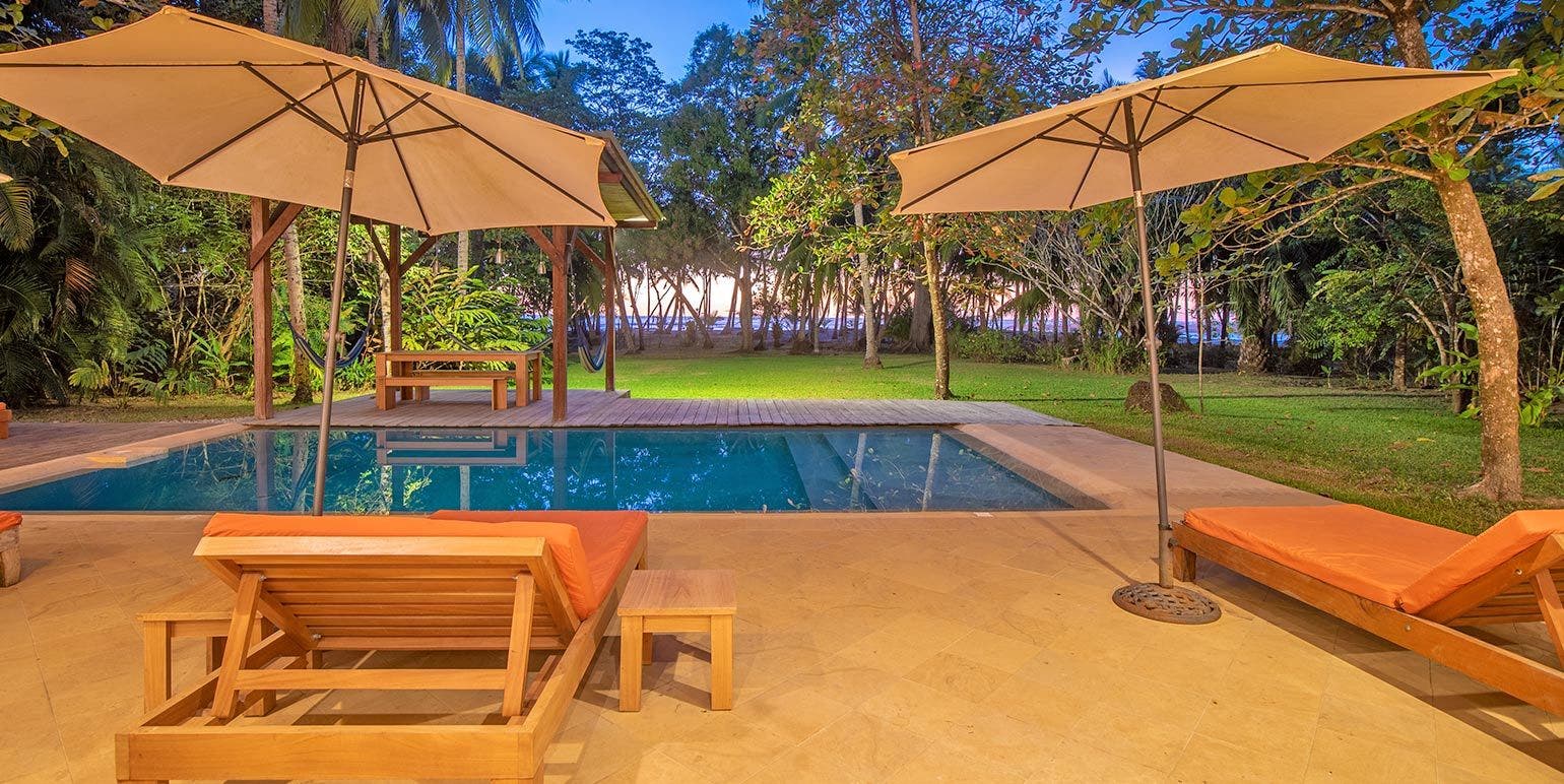 Prime Mal Pais Beachfront Estate — photo 5 of 19