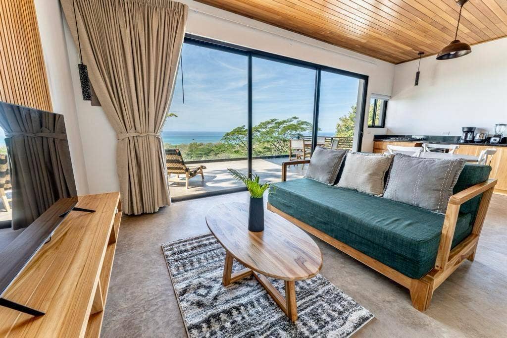 Ocean View and Walkable Income Property — photo 6 of 19