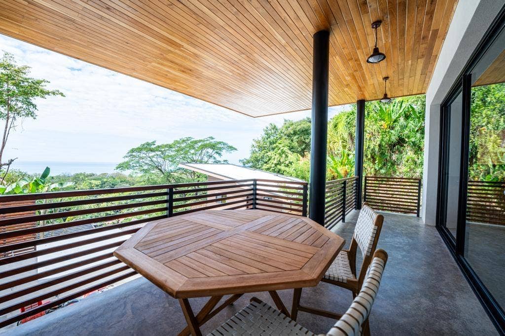 Ocean View and Walkable Income Property — photo 9 of 19