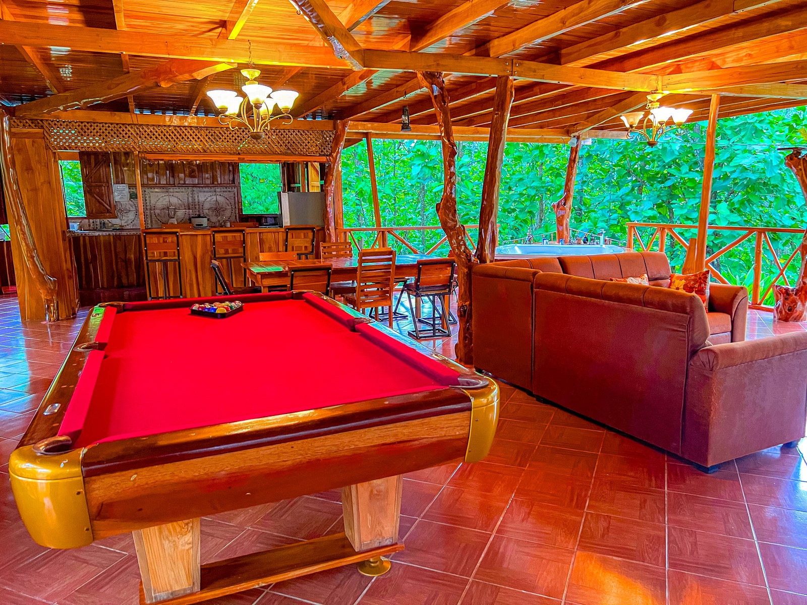 Stunning Five-Bedroom Home in Santa Fe — photo 6 of 19