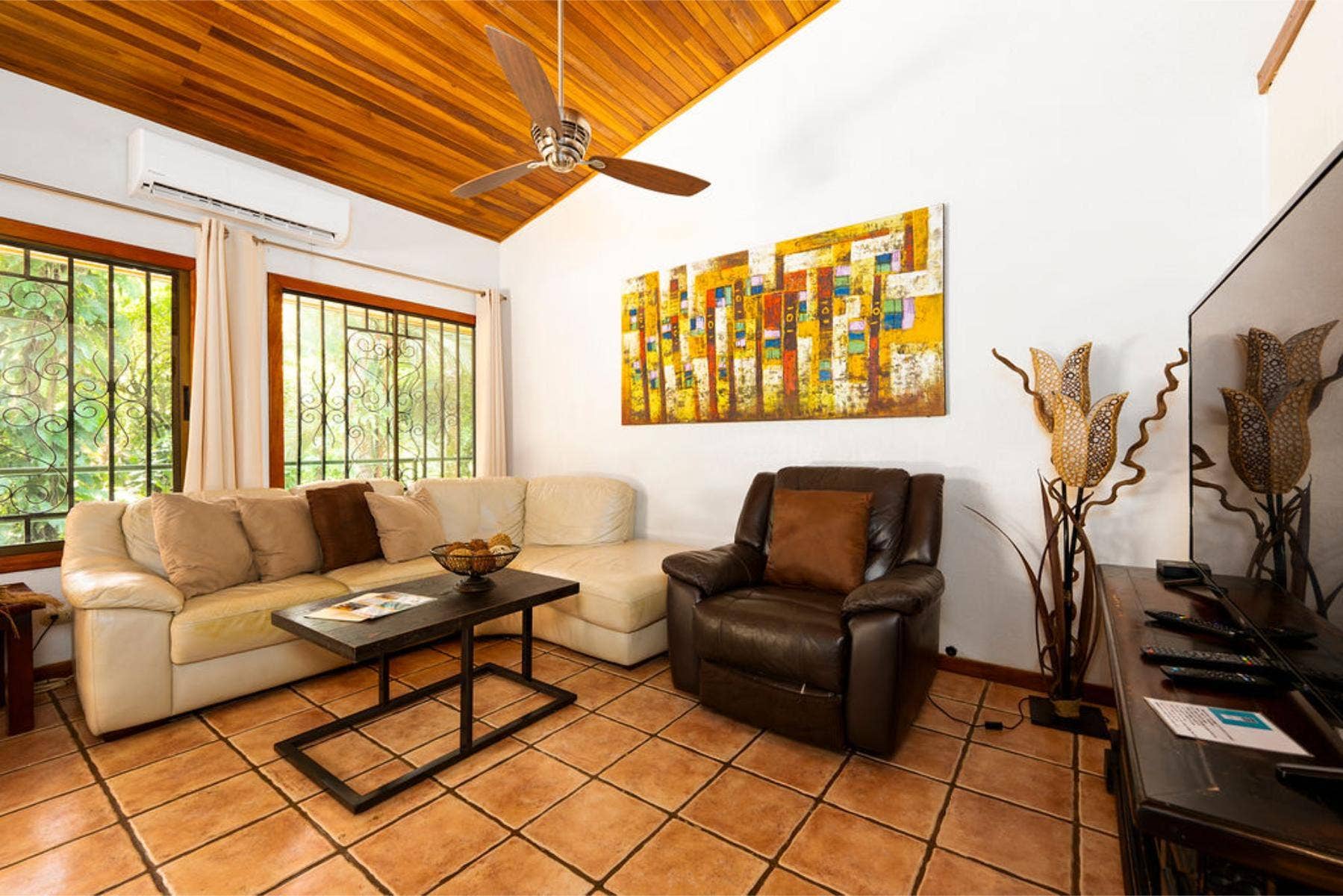 Pura Vida Valley Jungle Creek Villas — photo 2 of 19