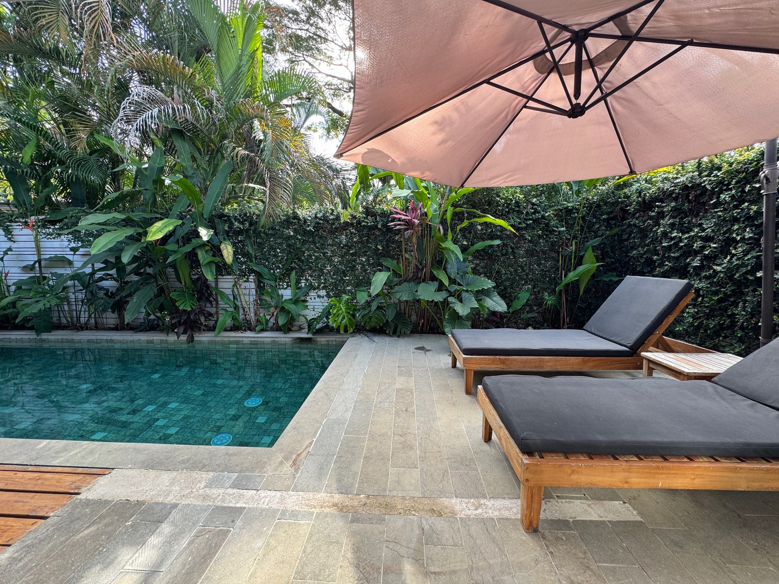 Walk to the Beach Villa with Pool — photo 6 of 19