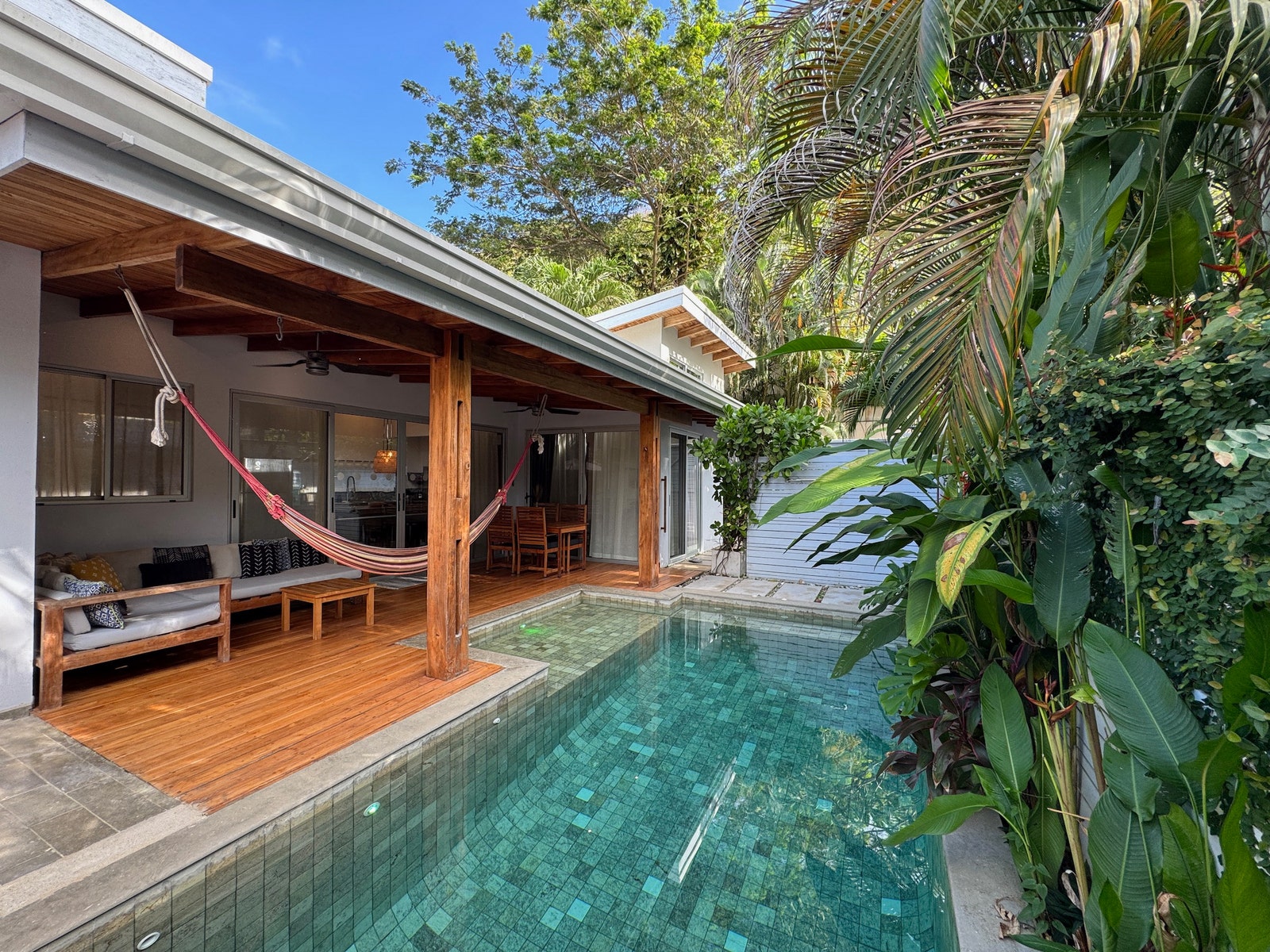 Walk to the Beach Villa with Pool — photo 7 of 19