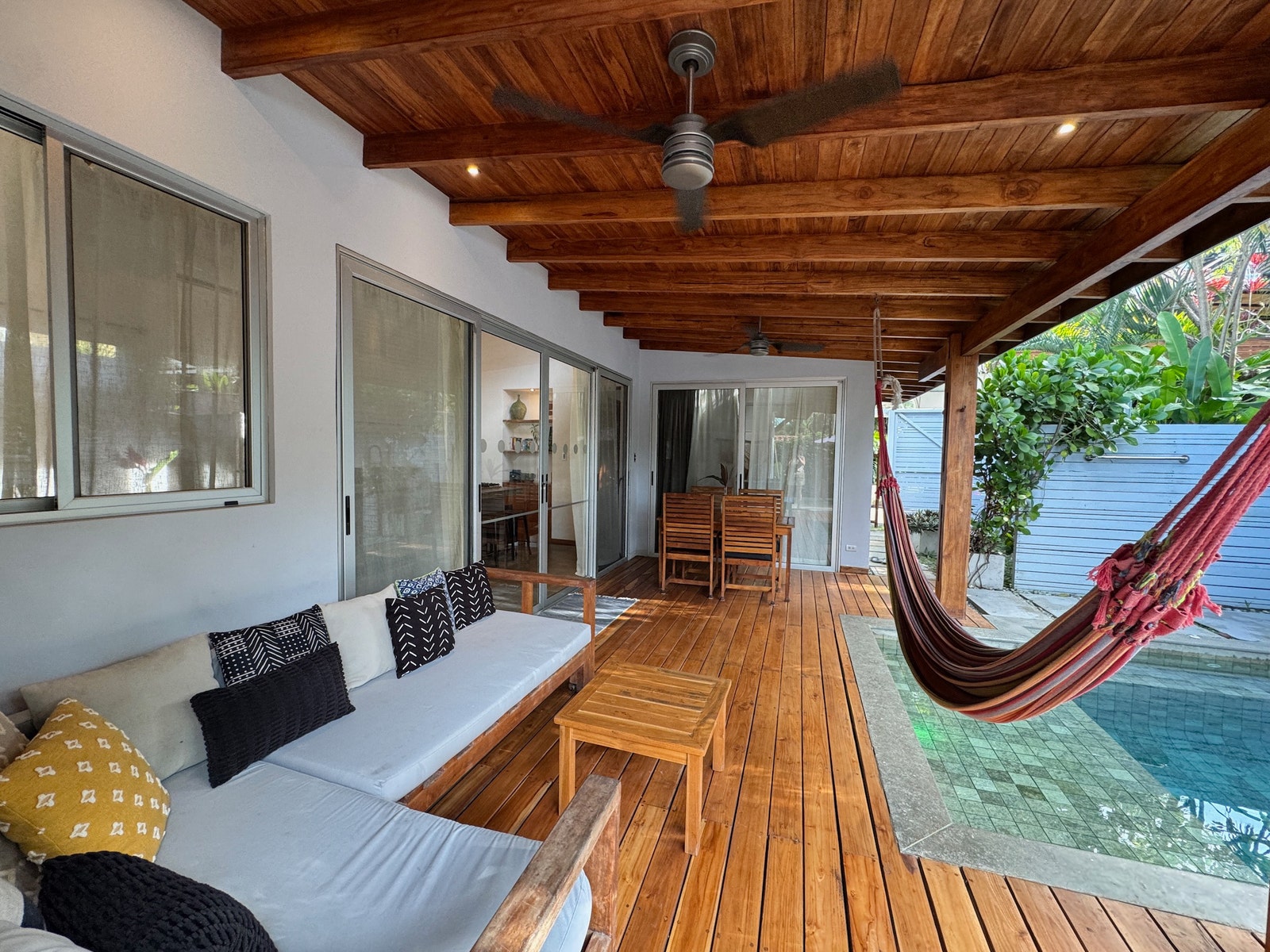 Walk to the Beach Villa with Pool — photo 8 of 19
