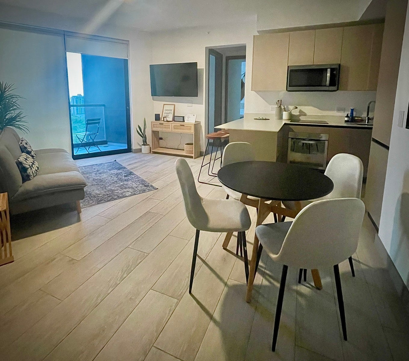 Luxury Apartment at Núcleo Sabana, #19 — photo 6 of 17