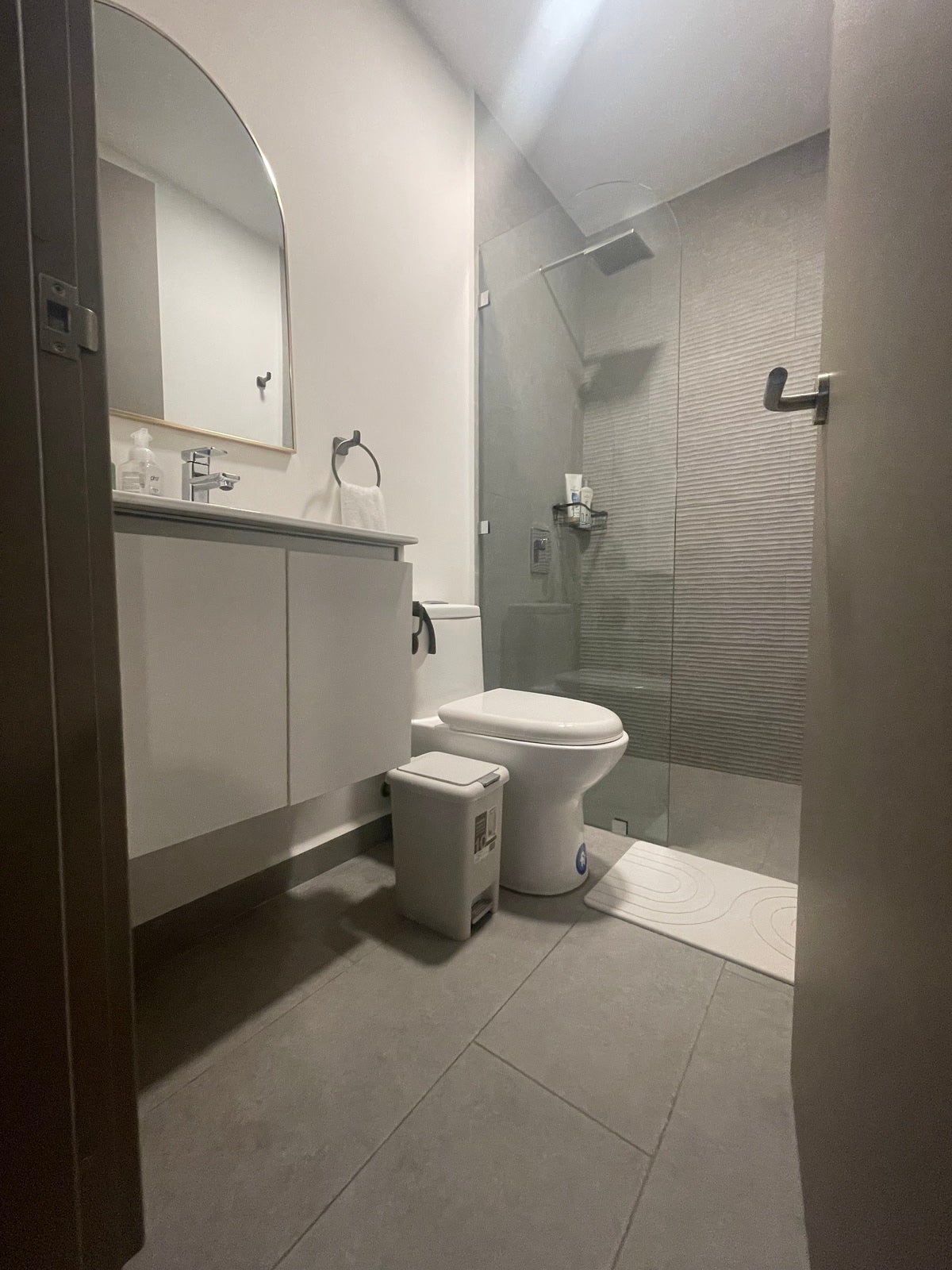 Luxury Apartment at Núcleo Sabana, #19 — photo 10 of 17