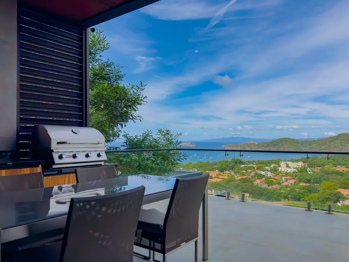 Elevated Ocean View Home — photo 12 of 19