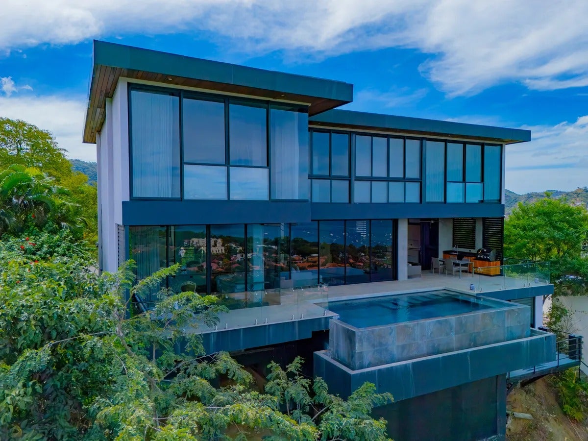 Elevated Ocean View Home — photo 16 of 19