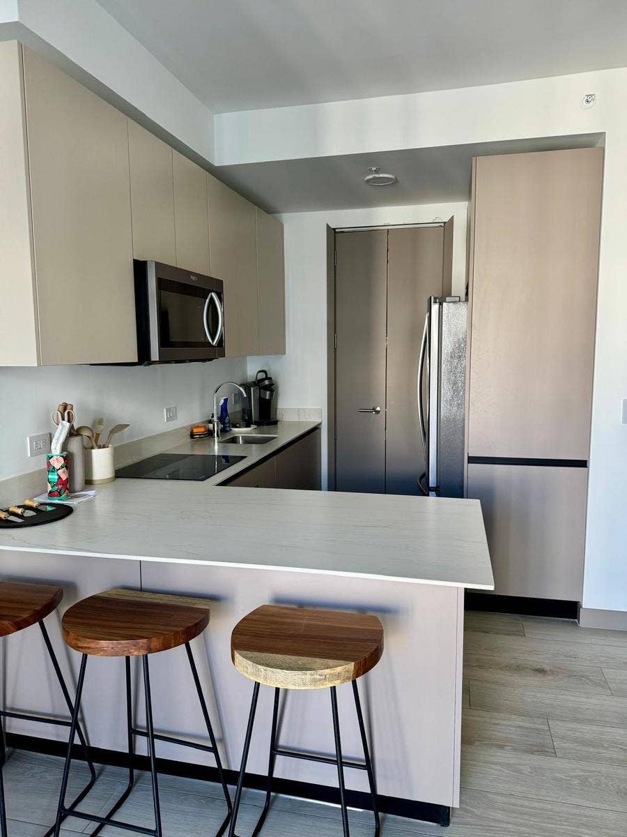 Luxury Apartment at Núcleo Sabana, #19 — photo 8 of 17