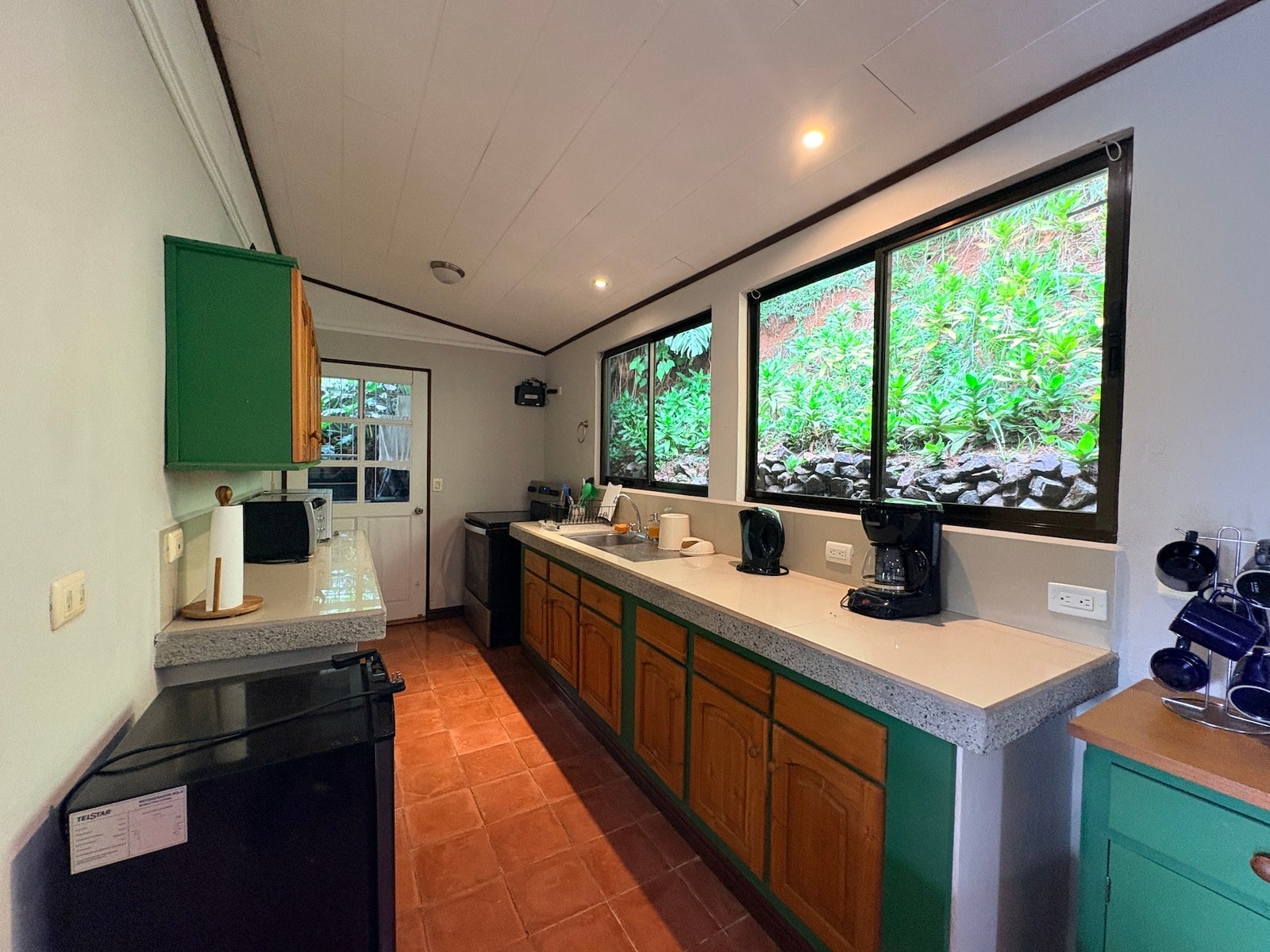 Private Estate Surrounded By Nature — photo 15 of 19