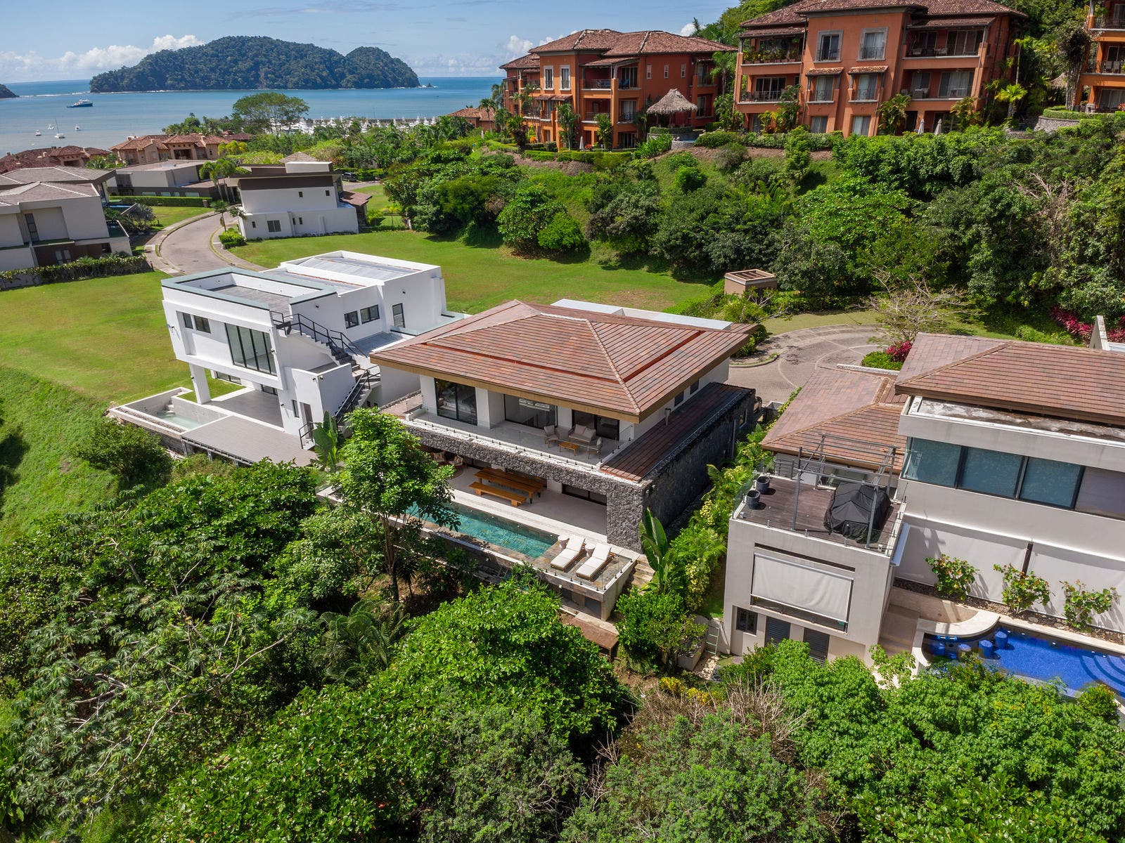 Casa Mare Mare Los Sueños — photo 2 of 19