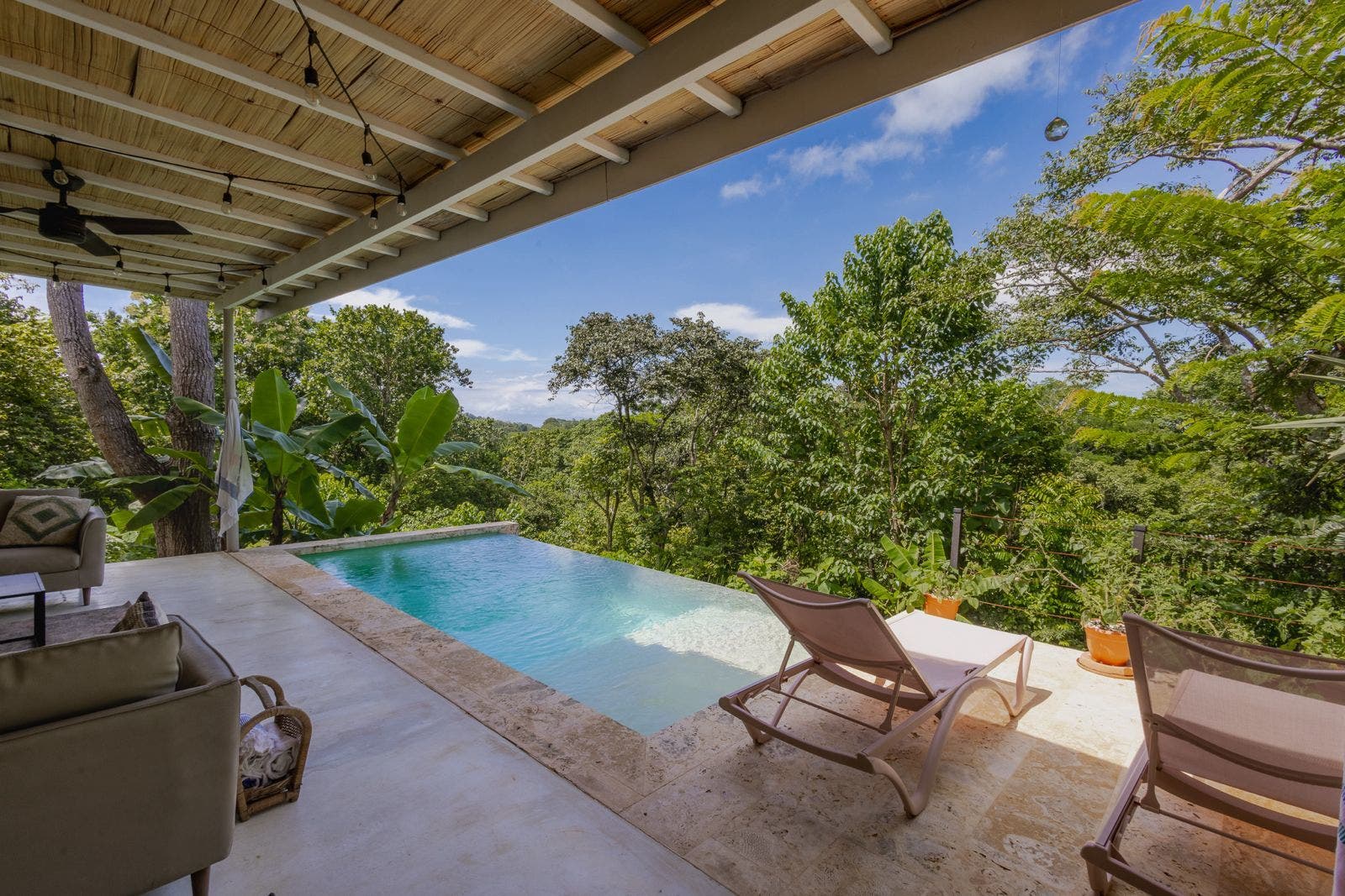Family Home Surrounded by Nature — foto 6 de 19