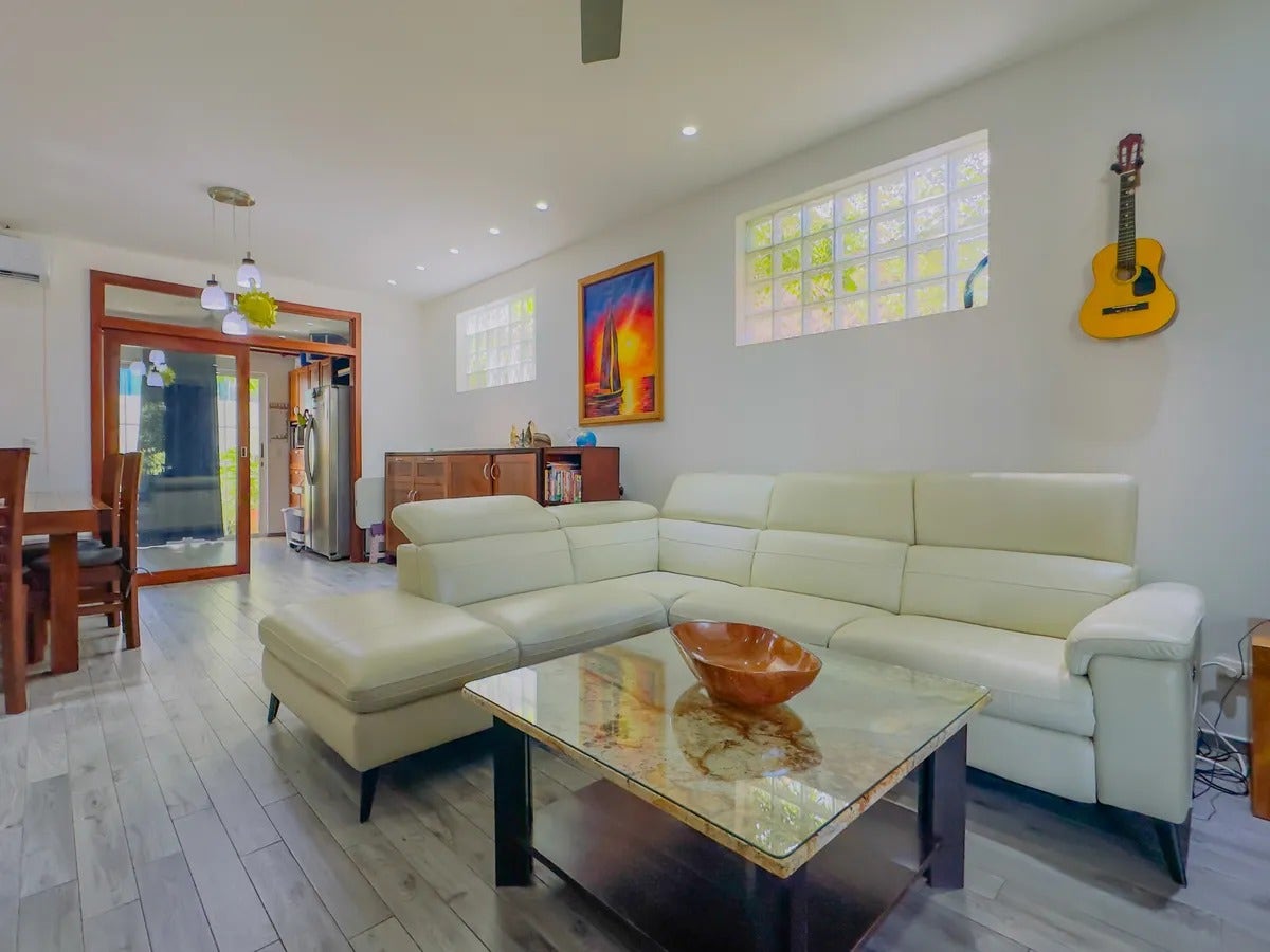 Three Bedroom Las Palmas Condo — photo 8 of 19