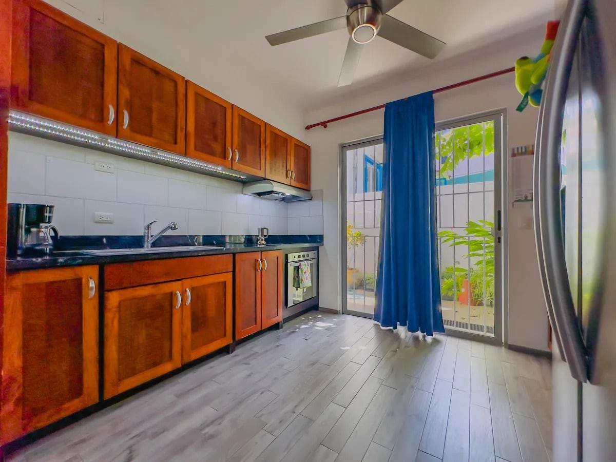 Three Bedroom Las Palmas Condo — photo 11 of 19