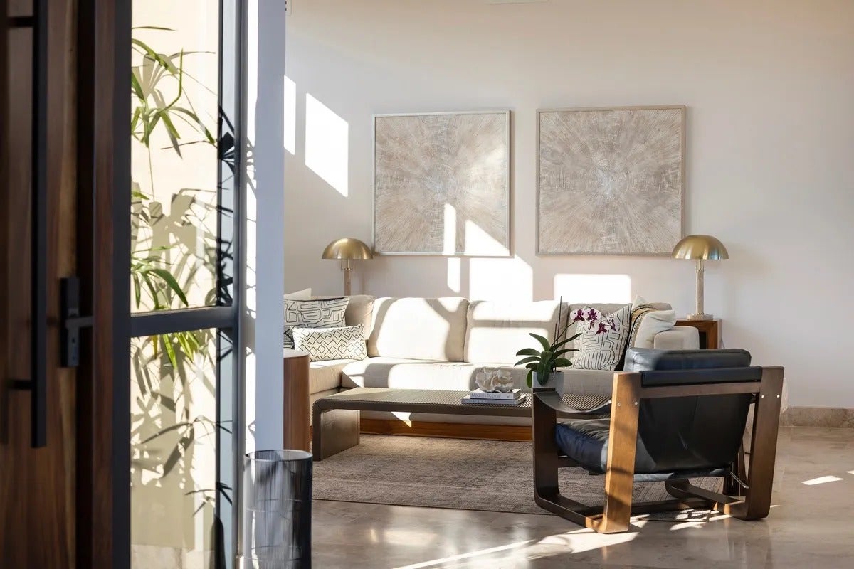 Elevated Panoramic Bayview House — photo 12 of 19