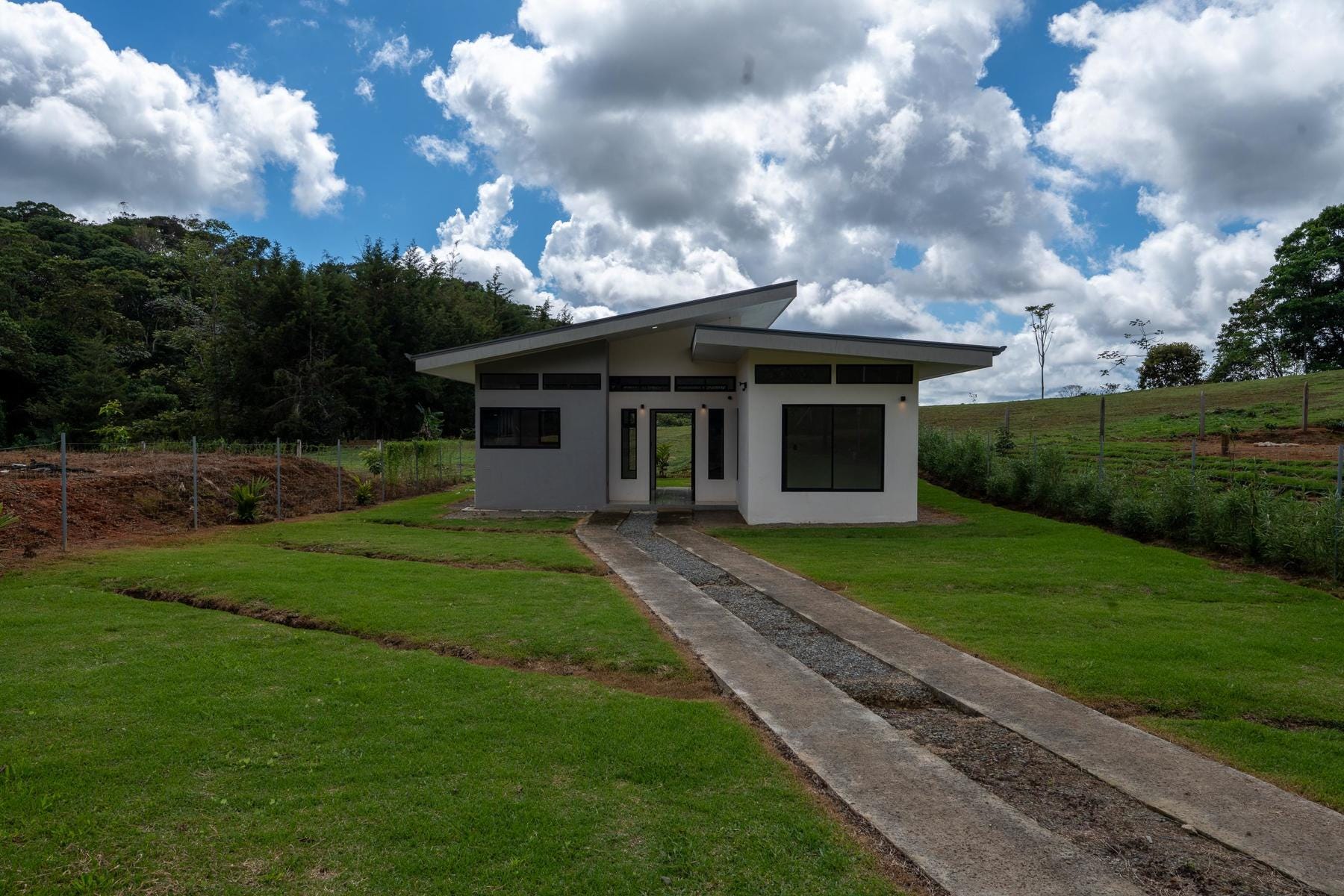 Serene Mountain Home In A Refreshing Cool Climate, Rivas, Perez Zeledon, Rivas, Perez Zeledon, San Jose, Costa Rica 11904, Rivas