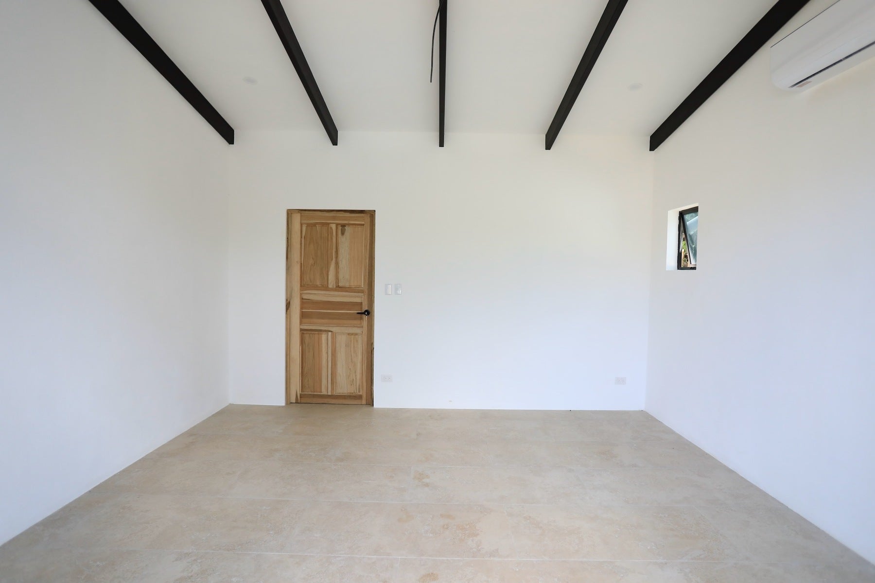 New 5 Bedroom home in The Ark — foto 14 de 19
