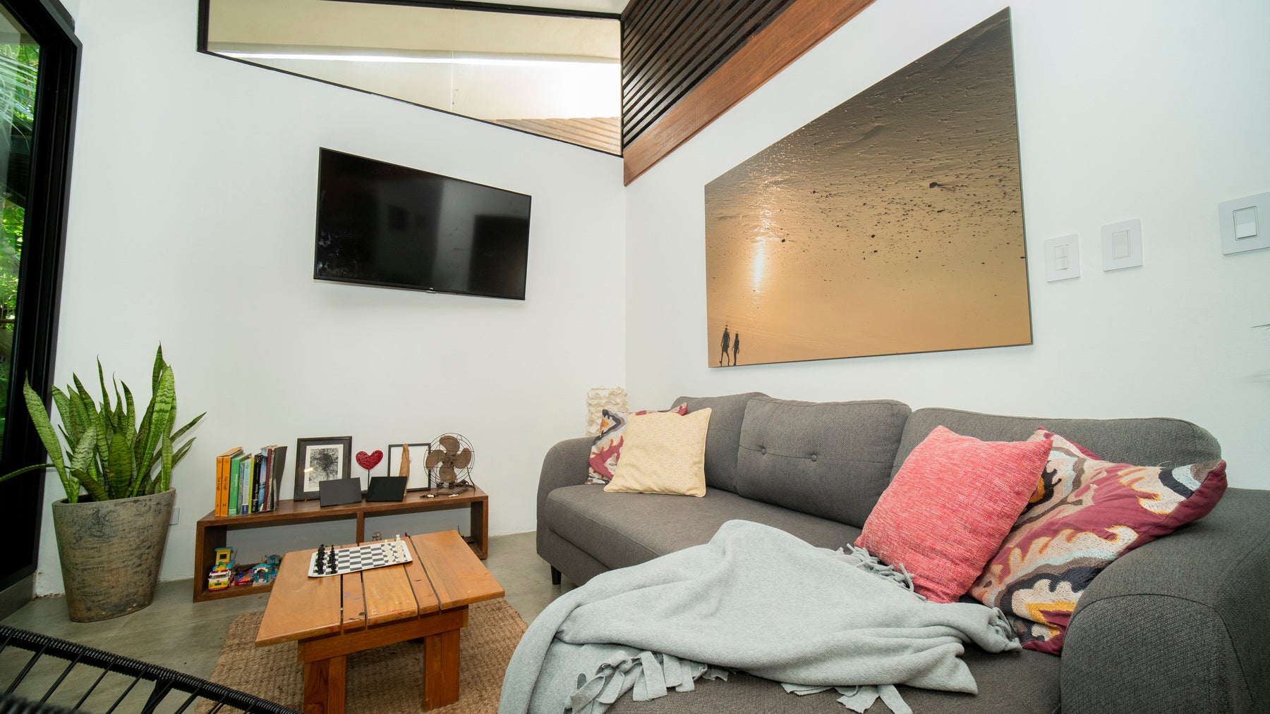 Home With Guest House — photo 6 of 19