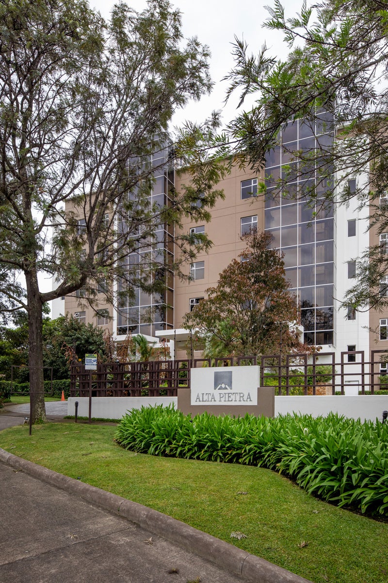 Panoramic City View Apartment — photo 2 of 19