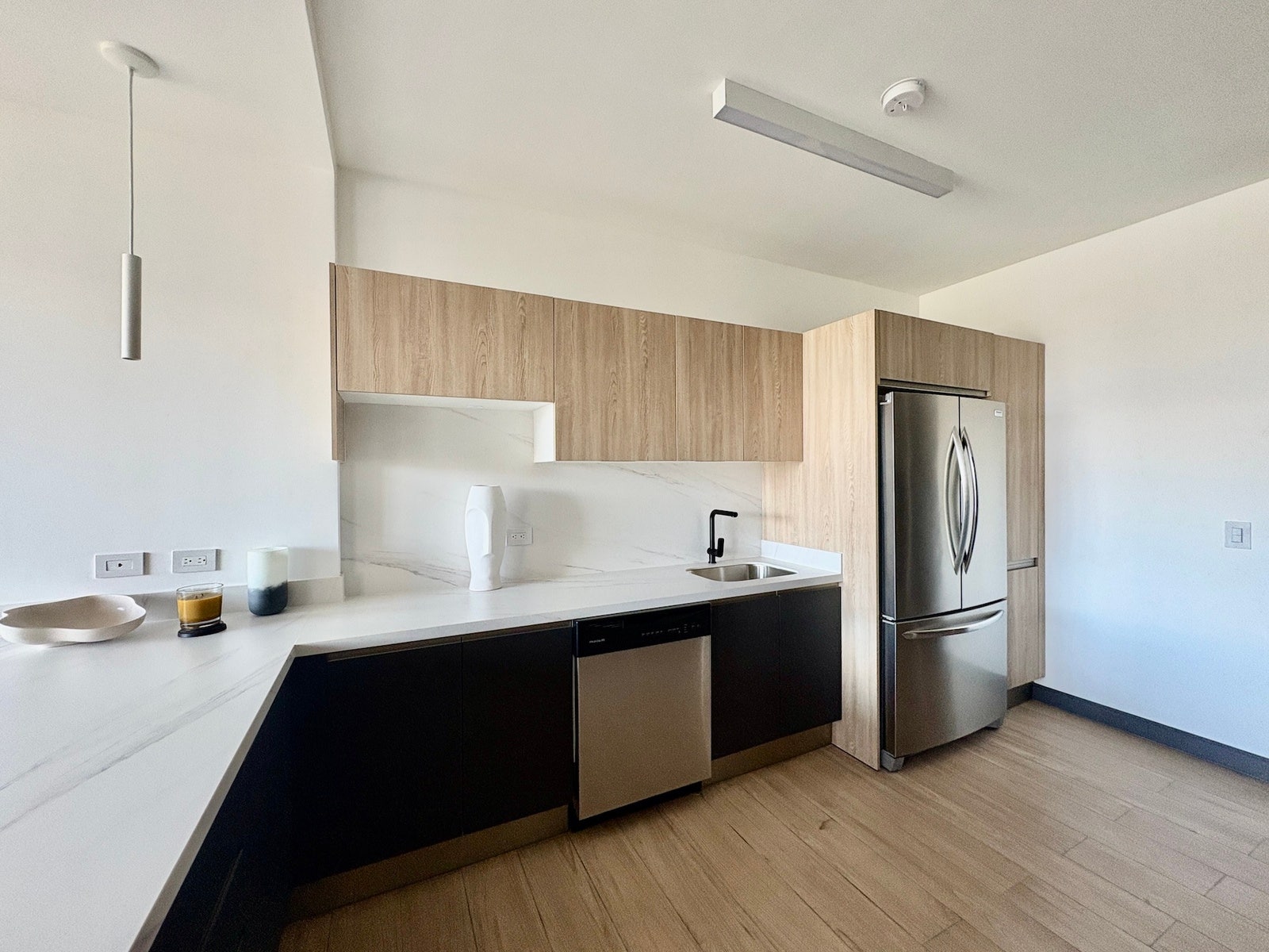 Modern Mountain Living — photo 4 of 12