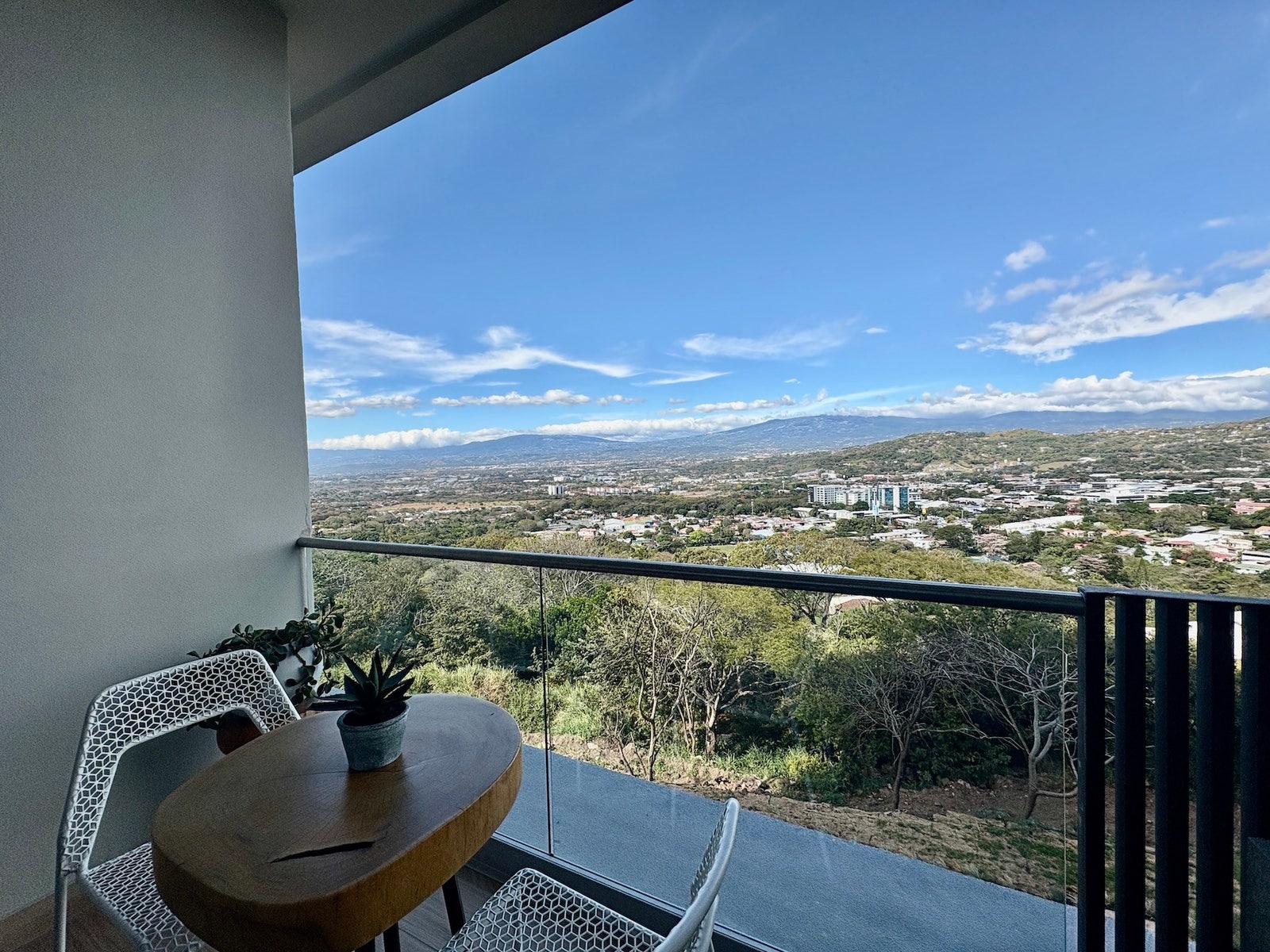 Modern Mountain Living — photo 12 of 12