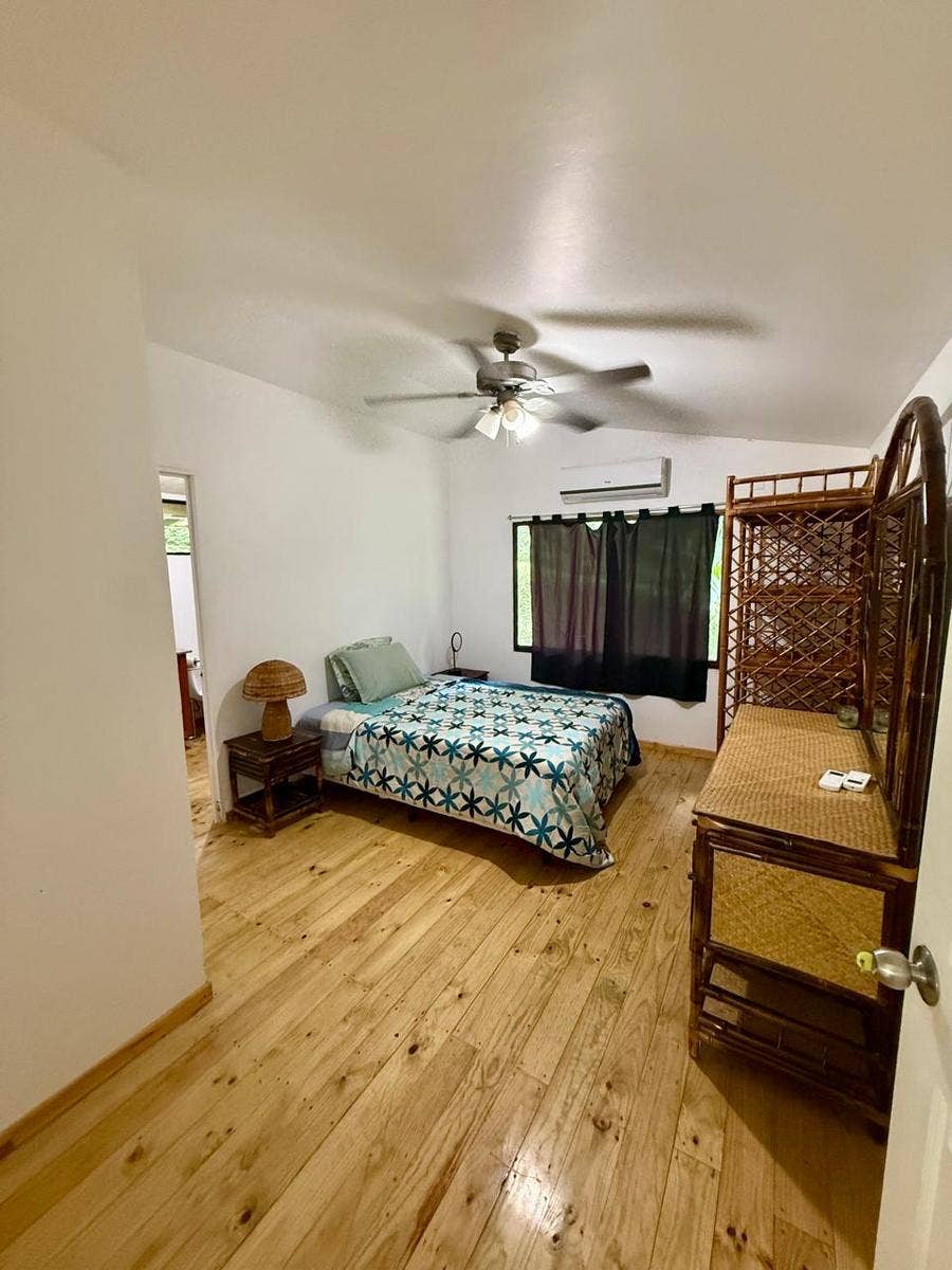 Lagunas Affordable Mountain View Home in Premier Neighborhood — photo 7 of 18
